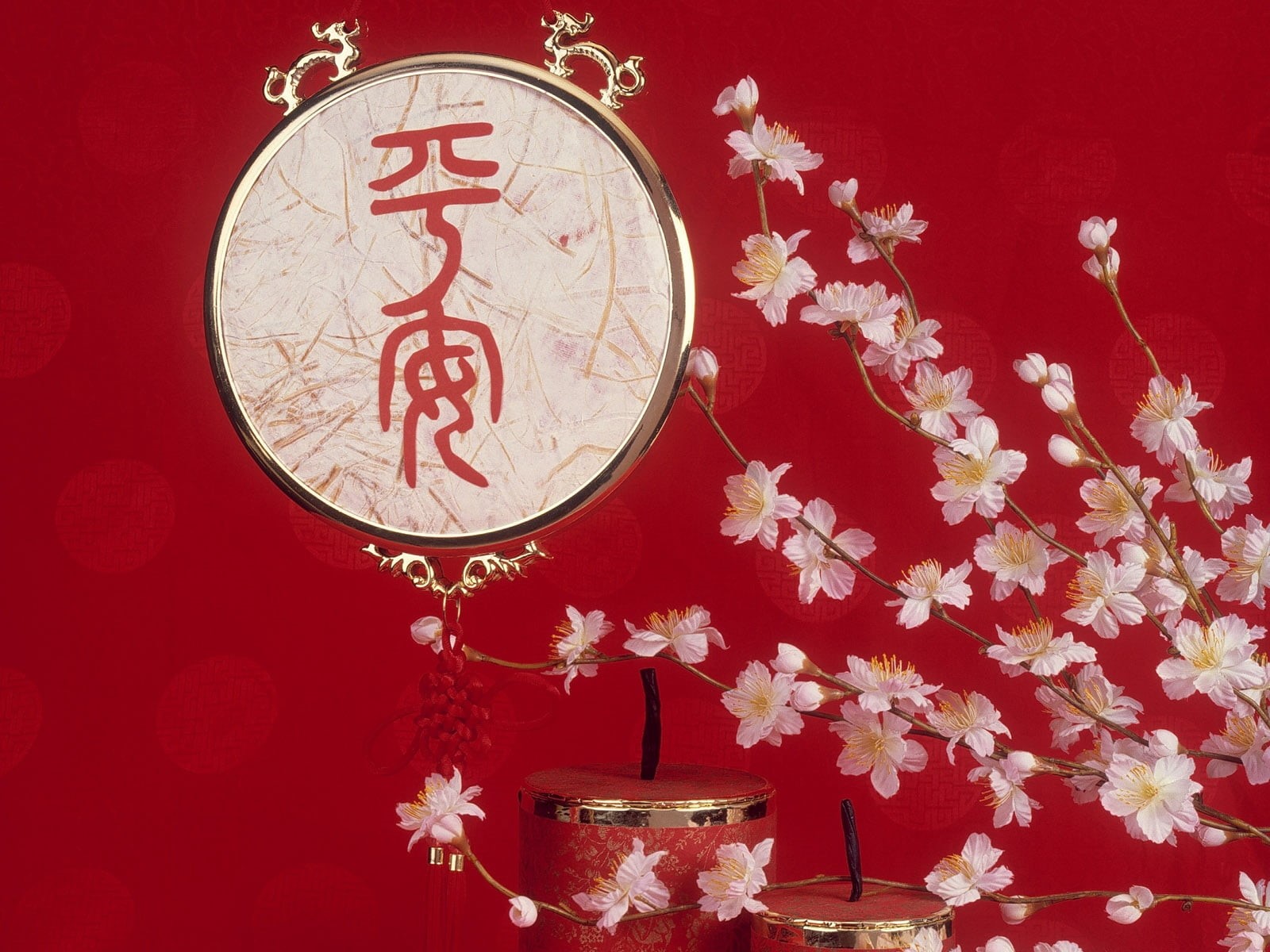 retro Styled, chinese New Year, pattern, flowers, symbol, plant, celebration, ornate, china, festival, cultures, round, gold Colored, silver, indoors, metal, HD Wallpaper