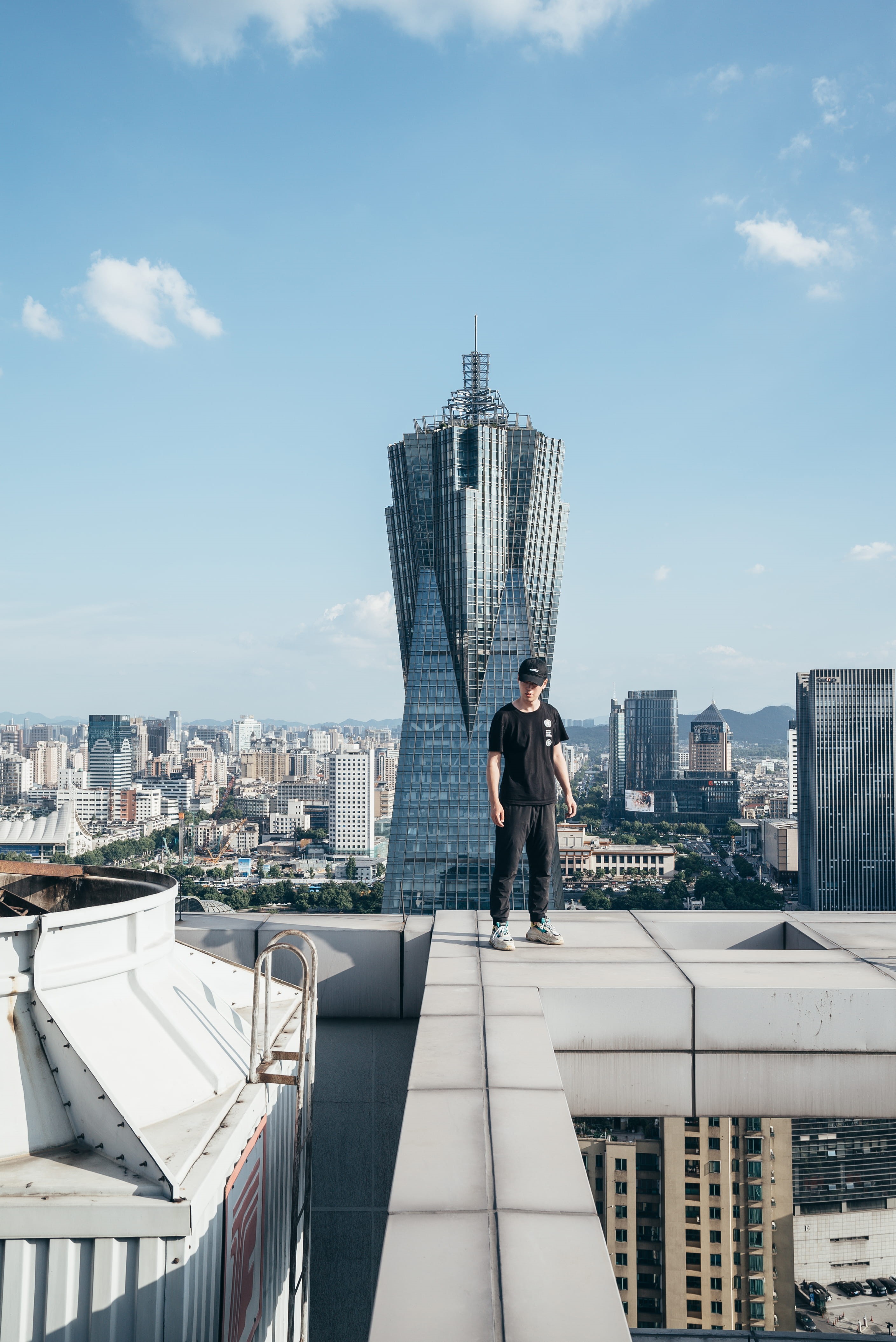 top, roof, day, standing, fashion, business, dingyiran, men, building, adult, cityscape, shadow, hangzhou, famous Place, man, males, building Exterior, Phone HD Wallpaper