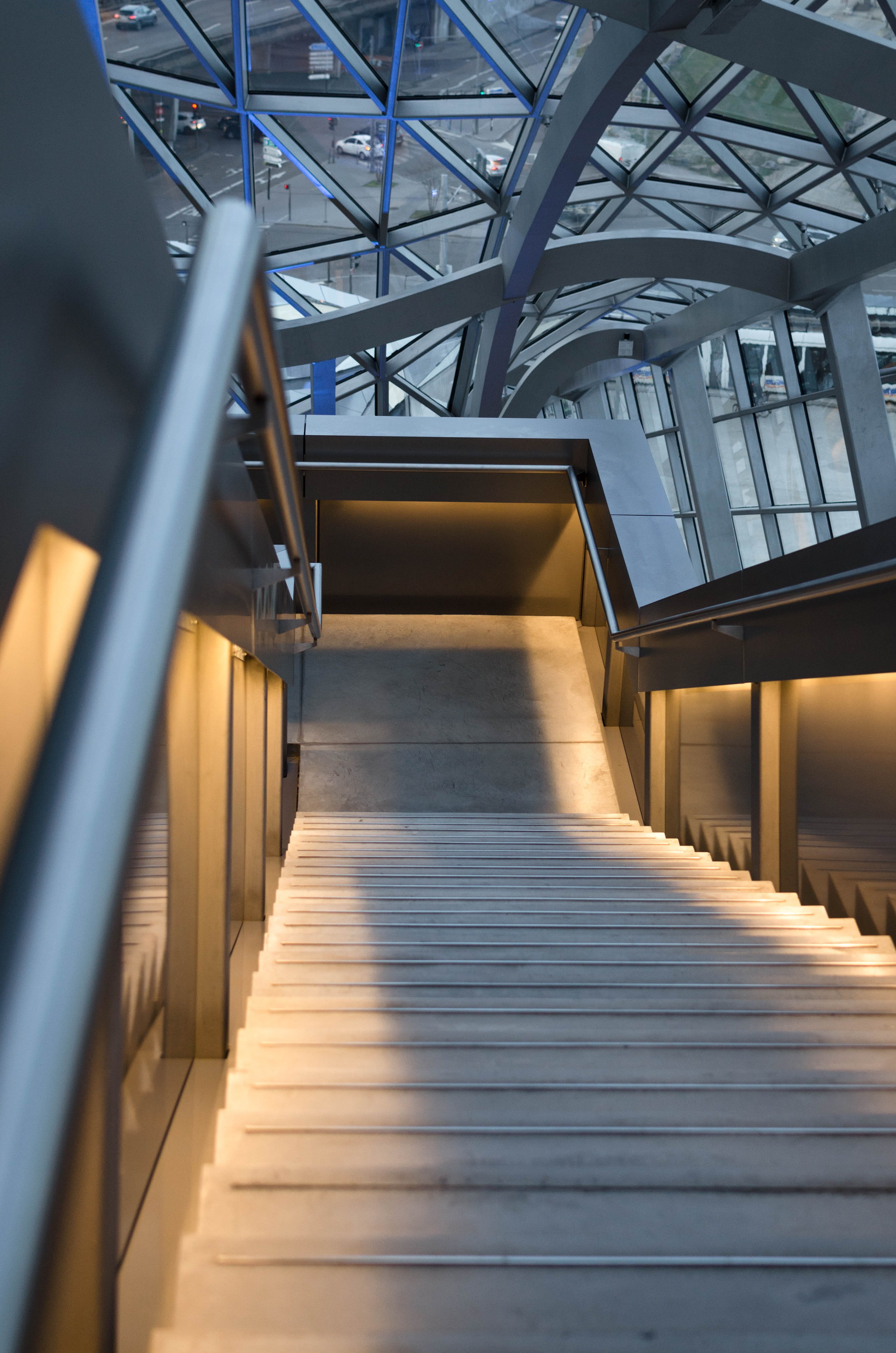 france, empty, interior design, museum, floor, direction, wood, lyon, handrail, transportation, nature, stairs, people, the way forward, long, diminishing perspective, Phone HD Wallpaper