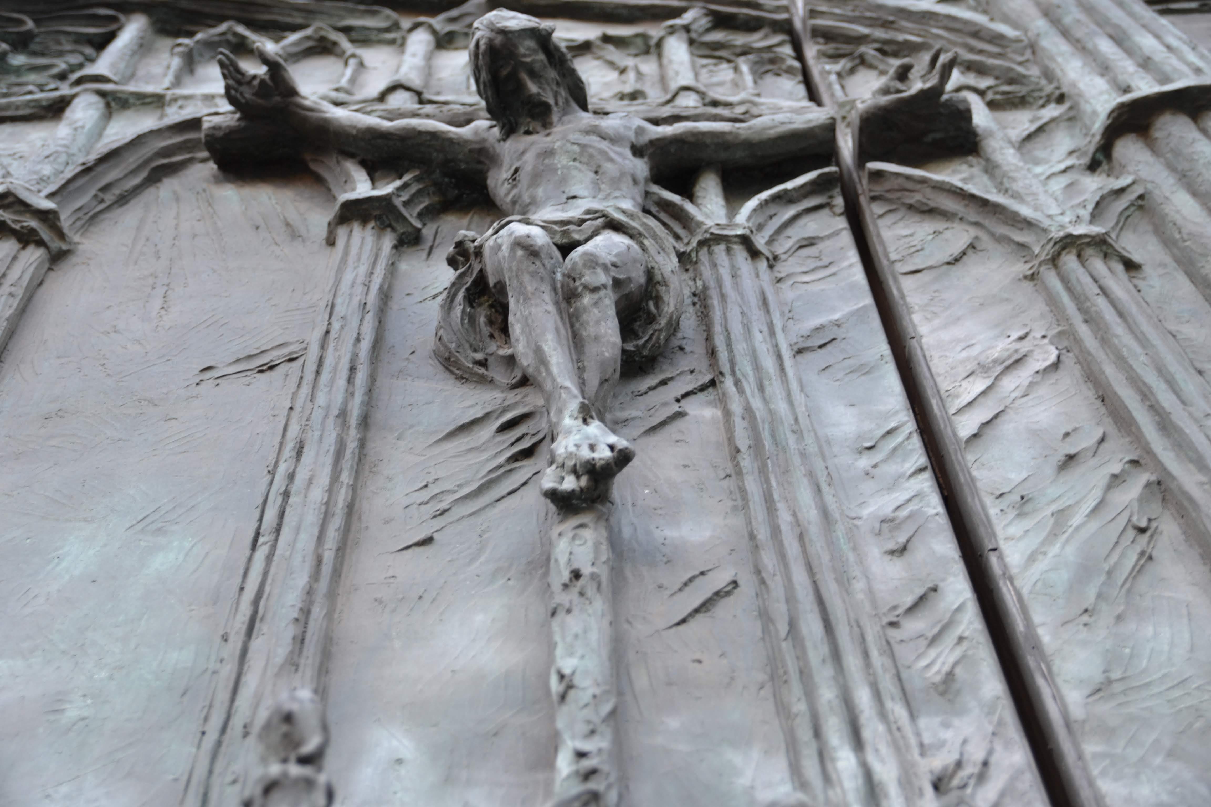 the past, christ, cross, crucifix, religion, cat, mammal, building, crypt, 4K, sculpture, representation, low angle view, carving - craft product, art and craft, HD Wallpaper