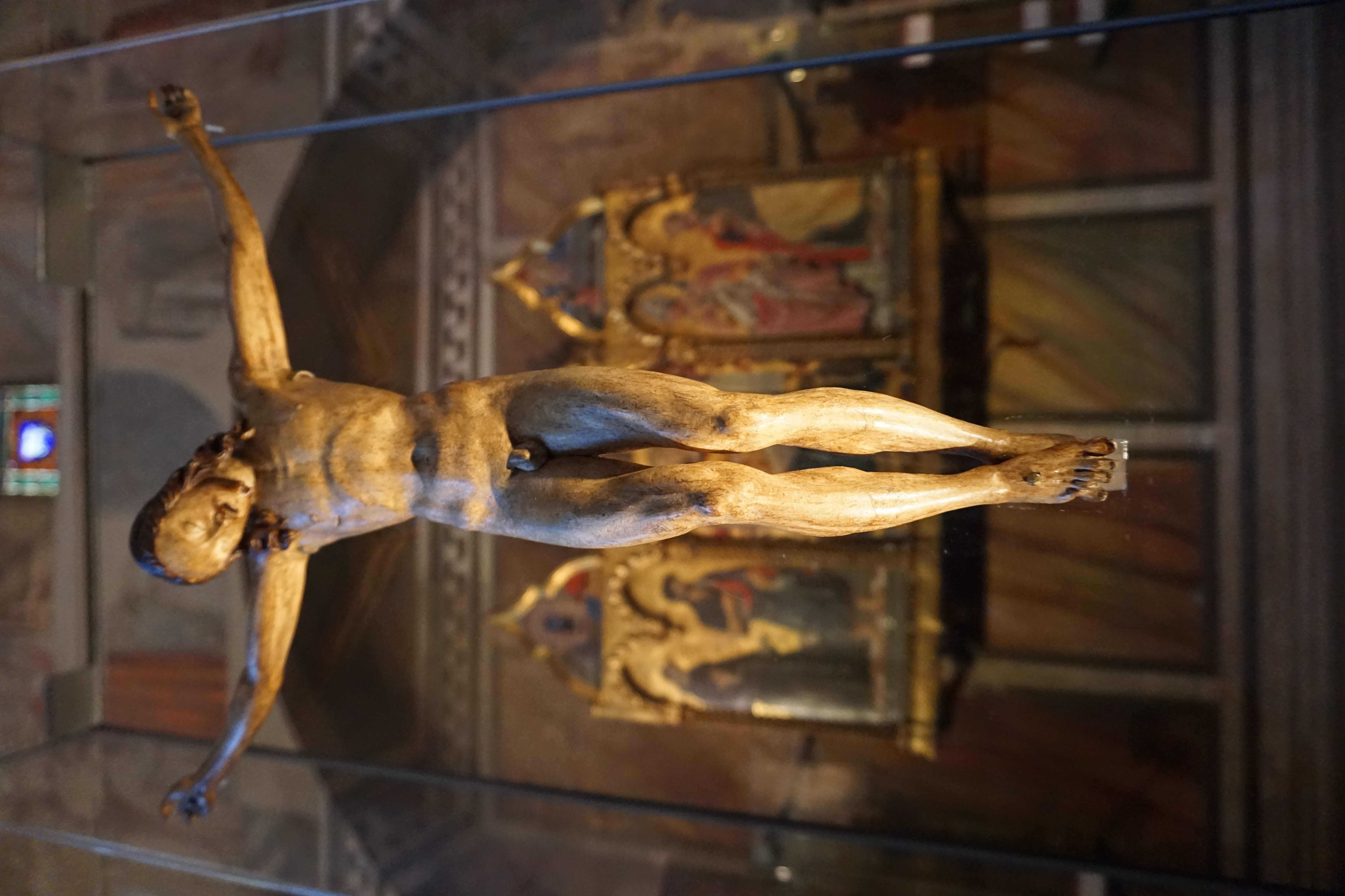 animal, mammal, 5K, day, bone, architecture, indoors, hanging, animal head, taxidermy, dinosaur, church, symbol, crucifix, human, hand of god, animal body part, HD Wallpaper