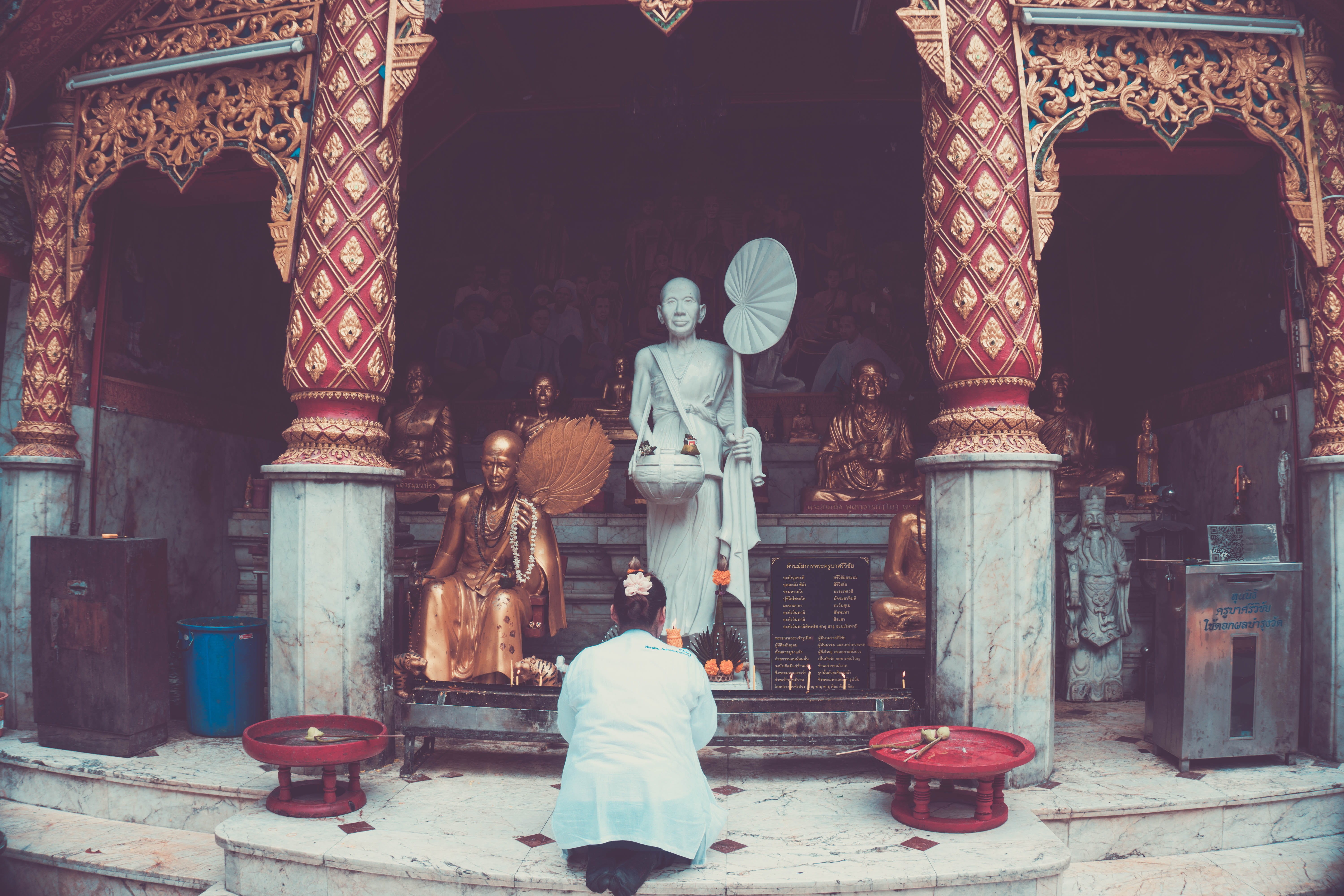 real people, statue, building, architectural column, belief, white, worship, carving, sacred, tradition, traditional, 5K, spirituality, religion, sculpture, HD Wallpaper