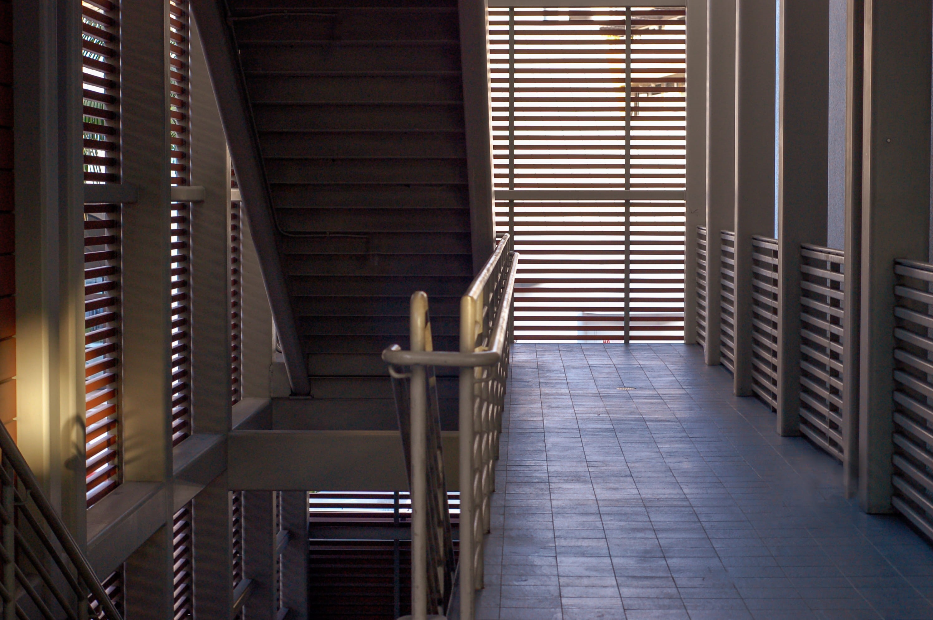 empty, hardwood, no people, floor, architecture, chair, lobby, pattern, built structure, window, ceiling, curtain, order, shutter, seat, banister, staircase, HD Wallpaper