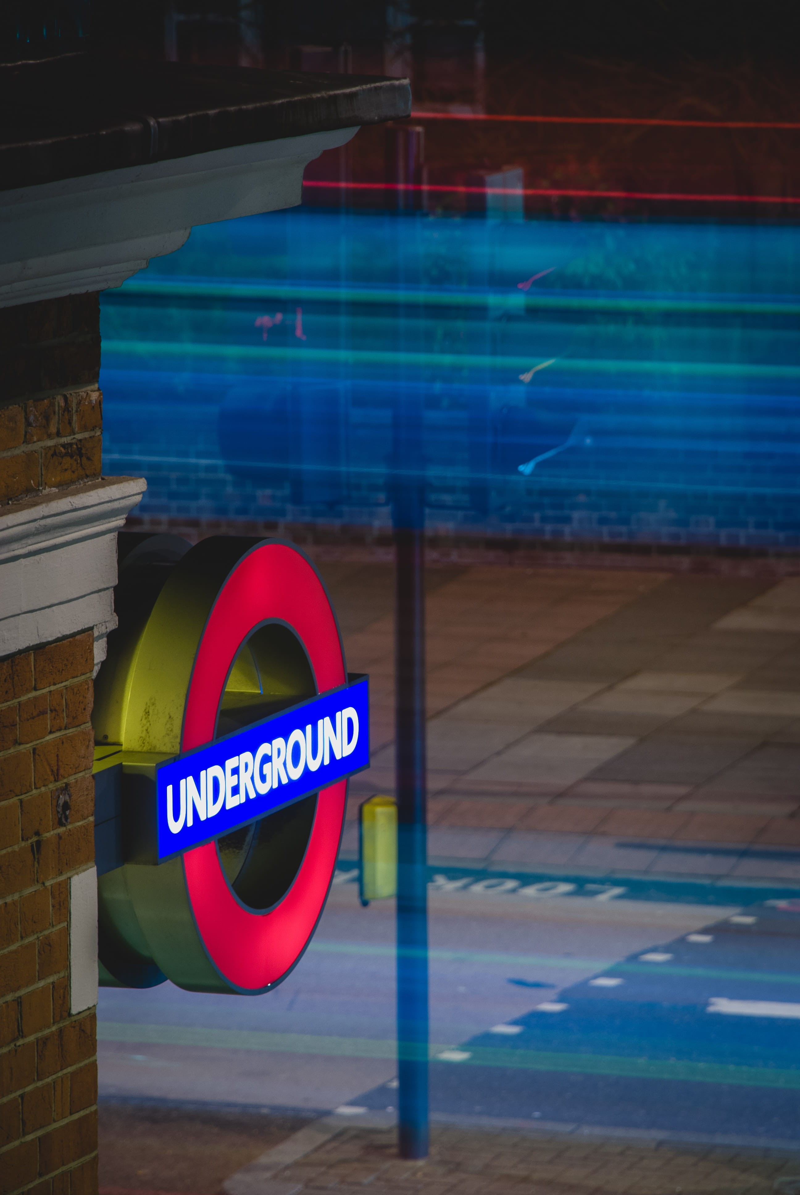 no people, united kingdom, basket, architecture, light, red, swimming pool, illuminated, city, road, circle, london, signage, 4K, underground, alphabet, Phone HD Wallpaper
