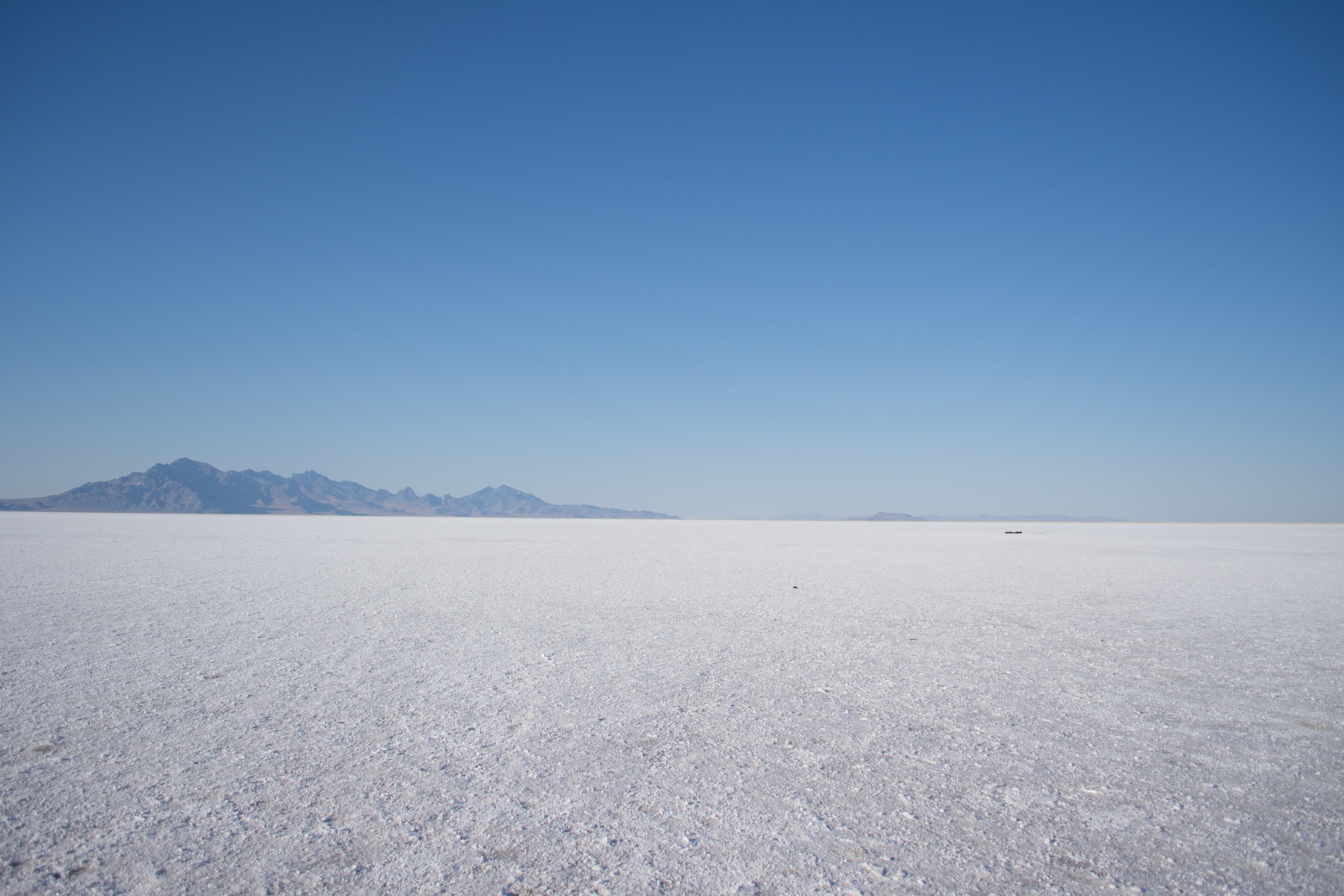 no people, arid climate, clear sky, tranquil scene, united states, tranquility, beauty in nature, mountain, blue, landscape, salt flats, environment, nature, HD Wallpaper