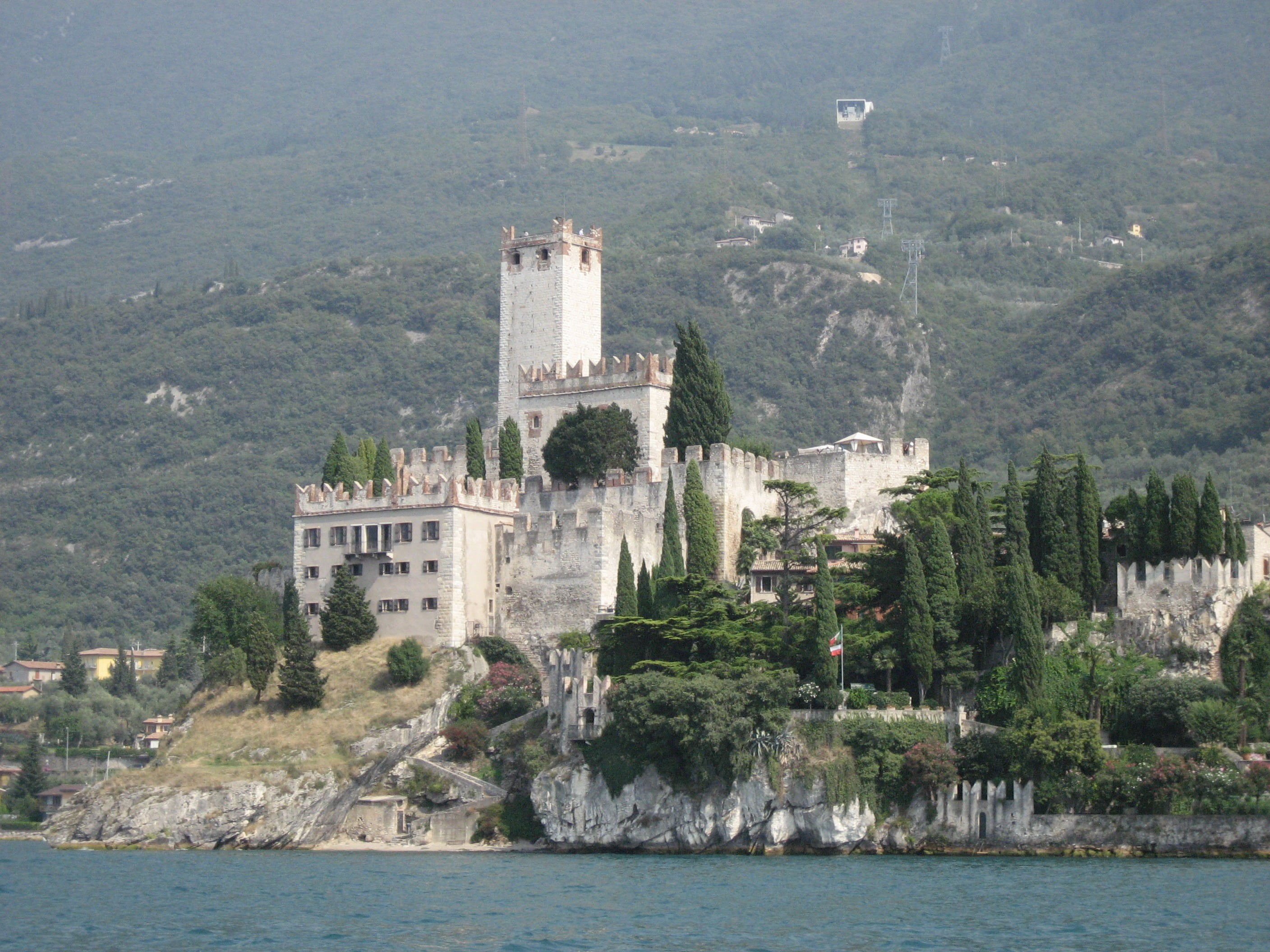 outdoors, plant, mountain, skaligerburg, lago di garda, tourism, view into land, land, the past, ancient civilization, built structure, 2K, history, day, HD Wallpaper