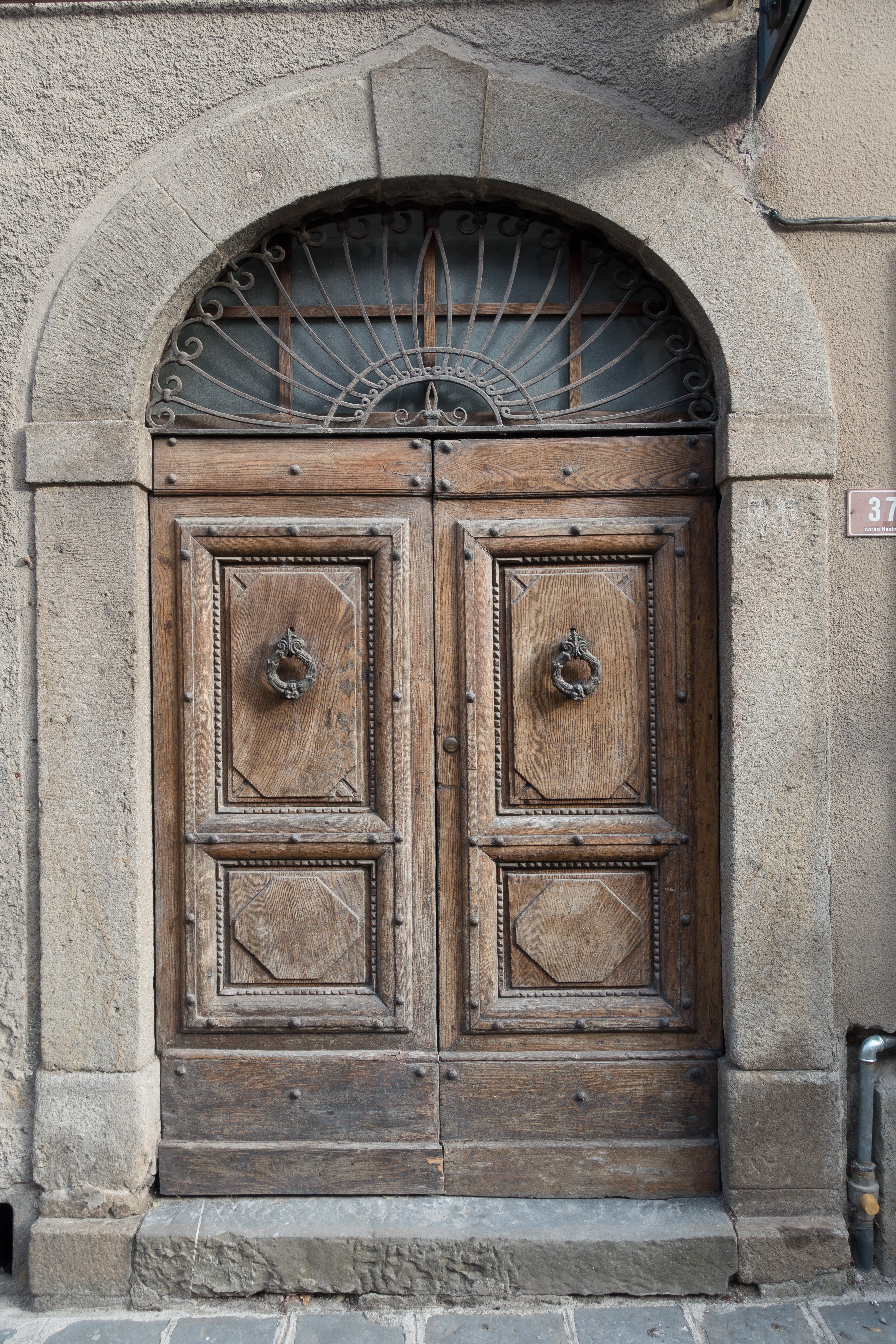 front door, house, wood, old, wrought iron, wood - material, safety, entrance, security, apartment, house entrance, arch, built structure, home, protection, Phone HD Wallpaper