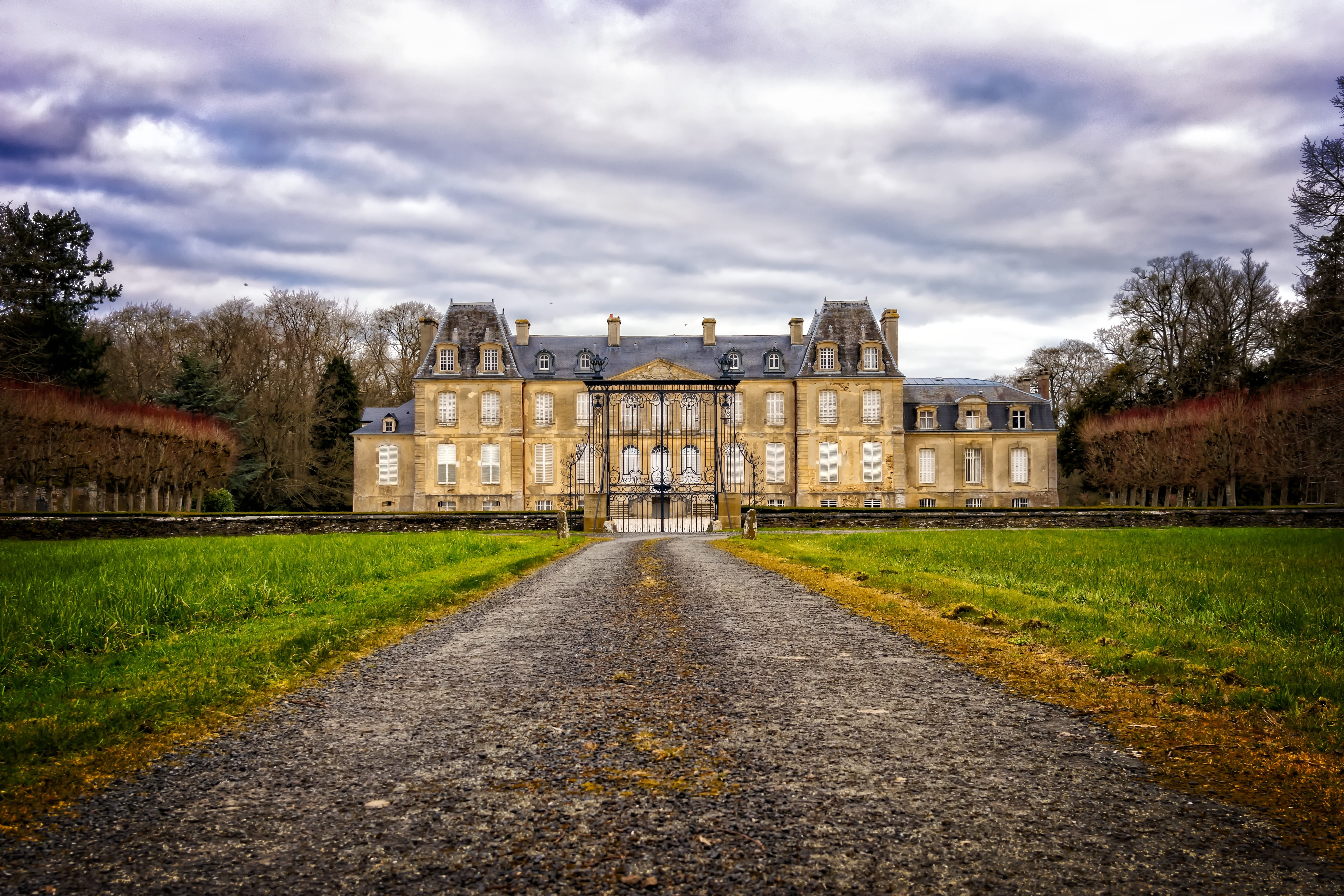 history, dark, 5K, clouds, nature, romantic, private, castle, house, building exterior, france, old, footpath, diminishing perspective, imposing, outdoors, HD Wallpaper