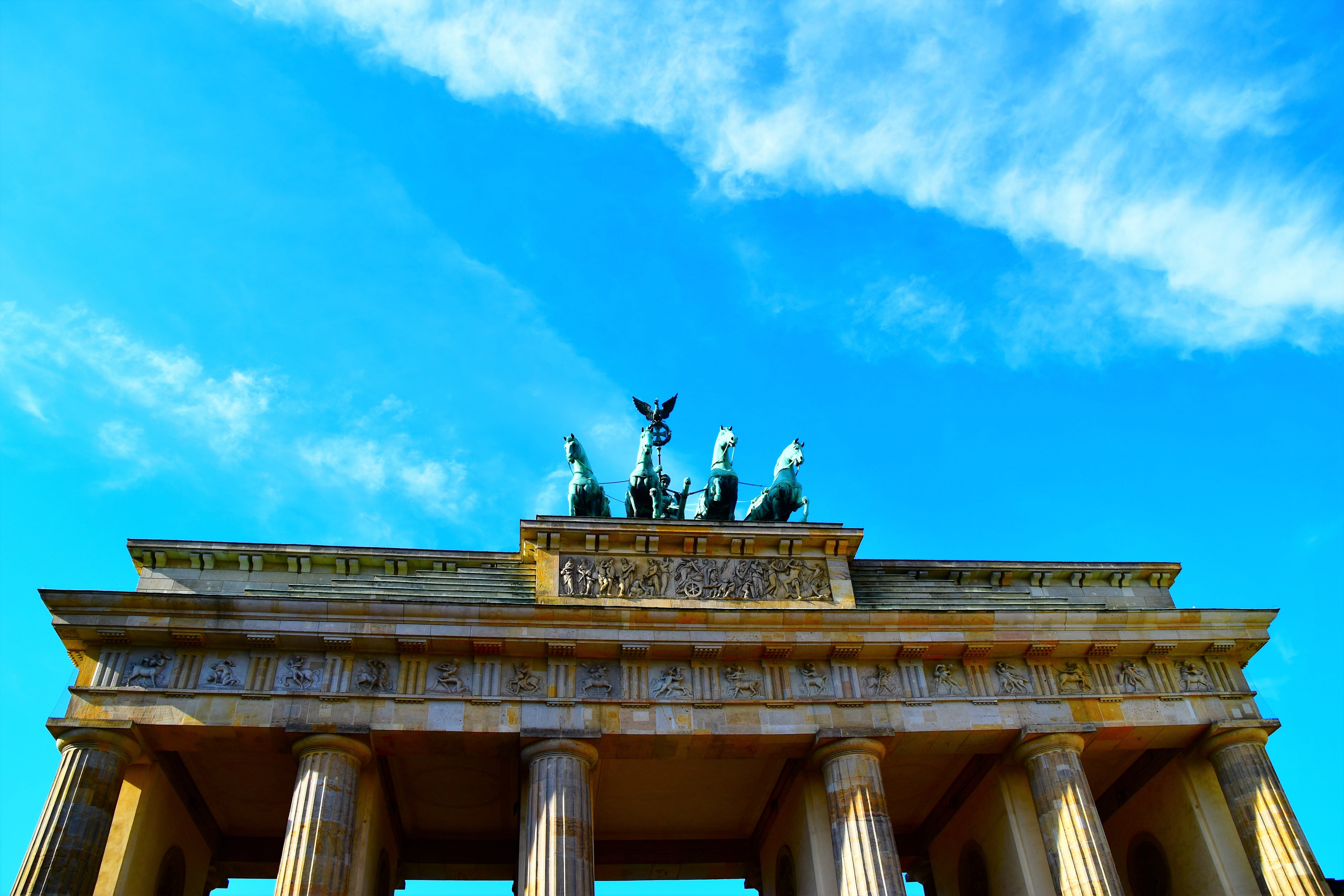 travel destinations, tourism, representation, art and craft, sky, the past, architecture, travel, low angle view, no people, pariser platz, germany, architectural column, HD Wallpaper