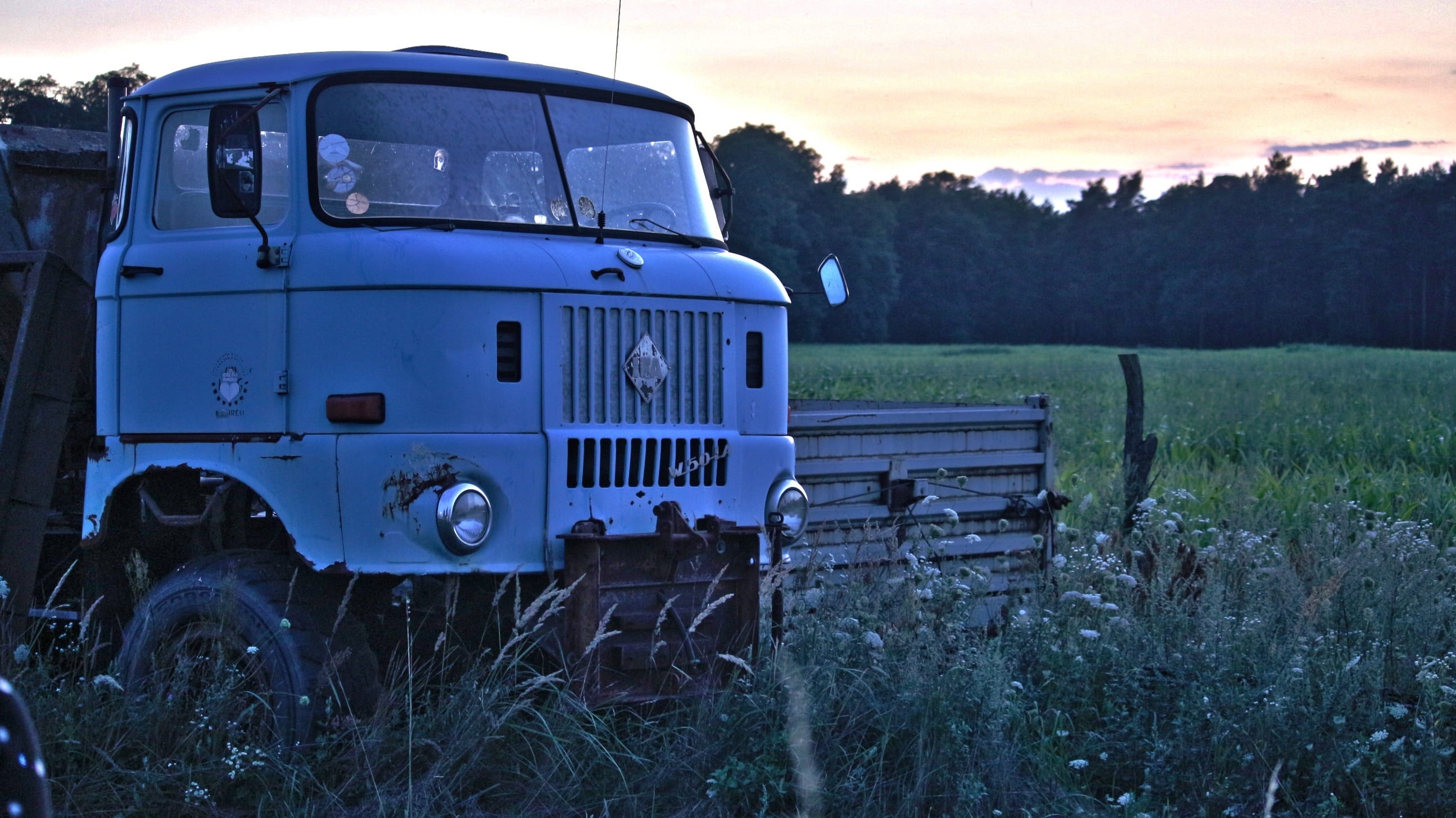 truck, sunset, stationary, plant, divided germany, field, historically, day, ifa, old, no people, long hauber, eastern mobile, outdoors, cloud - sky, environment, HD Wallpaper