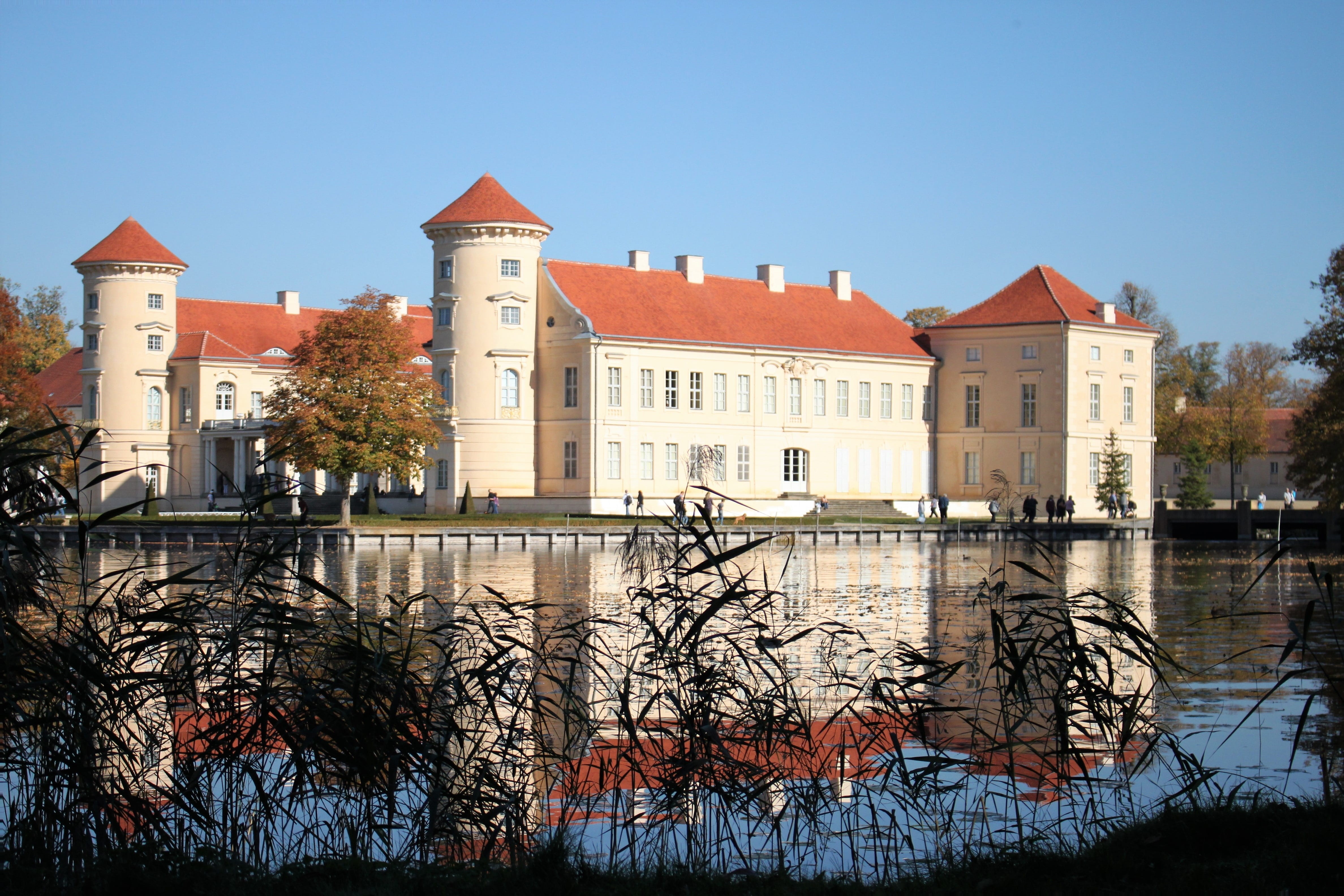 architecture, row house, outdoors, sky, river, clear sky, castle, building exterior, travel destinations, tree, water, 4K, built structure, brandenburg, HD Wallpaper