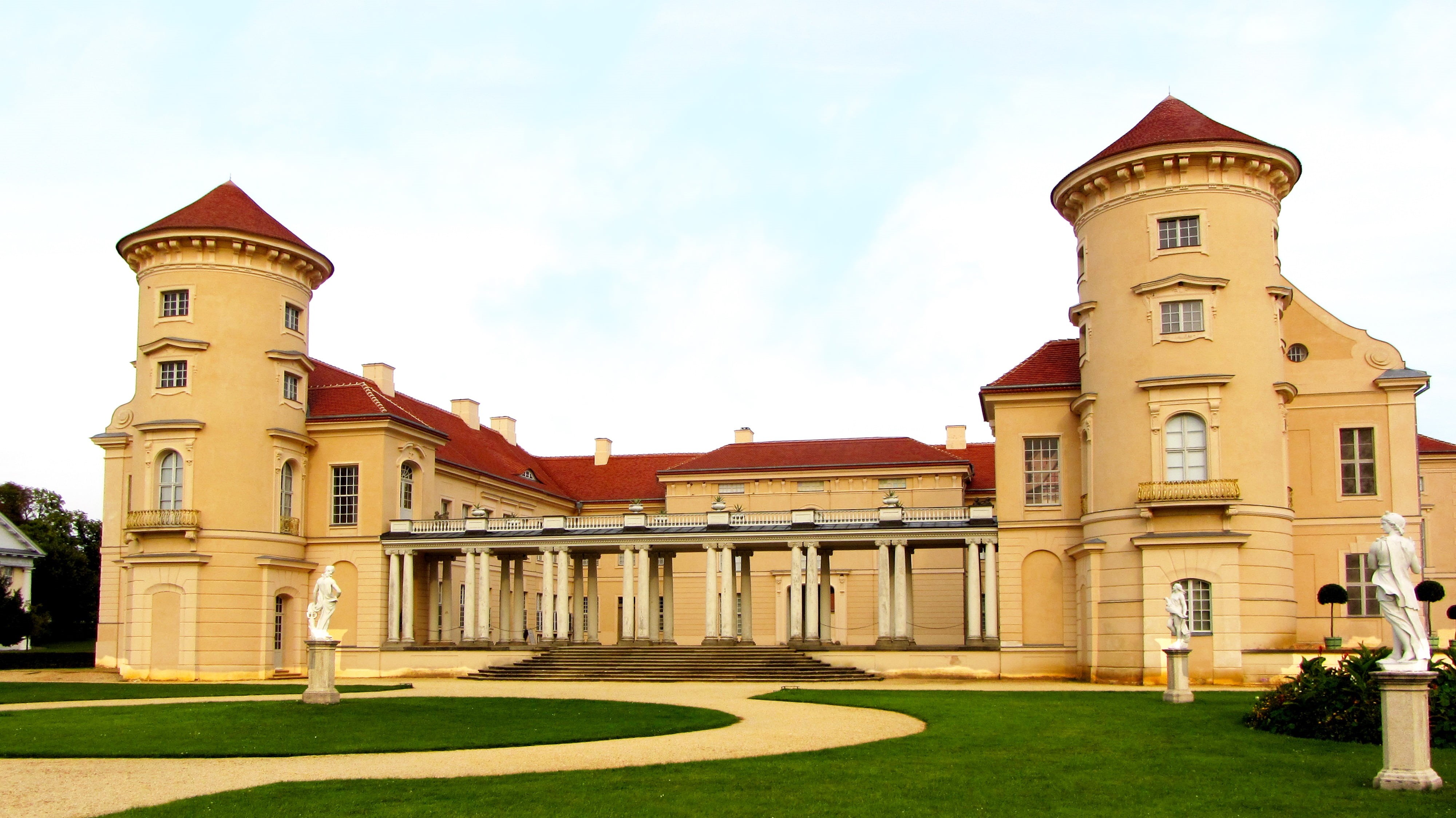 outdoors, no people, brandenburg, travel destinations, lawn, tower, plant, built structure, rheinsberg, tourism, rheinsberg castle, history, day, religion, HD Wallpaper