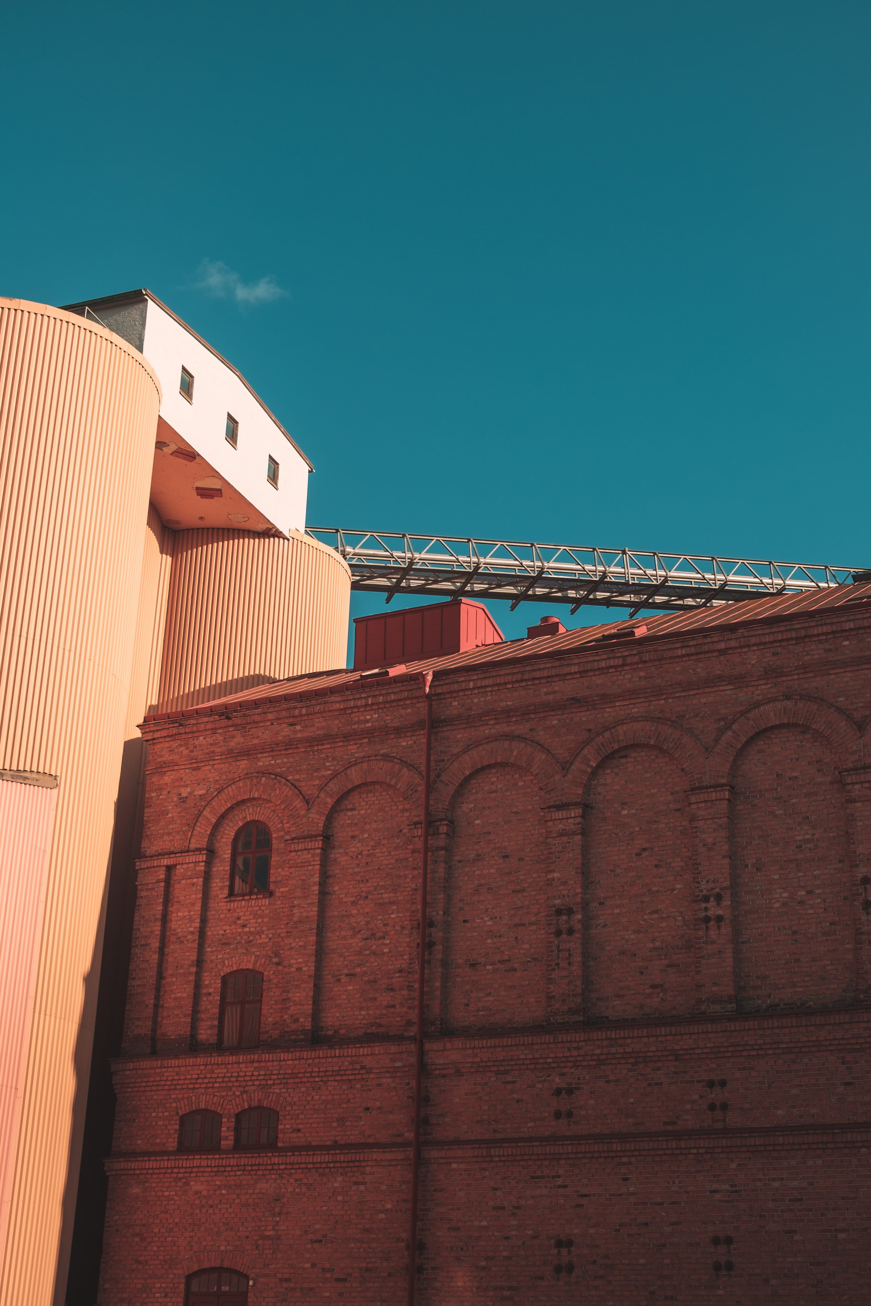 urban, office building, industristaden, spire, clear sky, no people, religion, spirituality, place of worship, 4K, wall - building feature, sky, belief, Phone HD Wallpaper