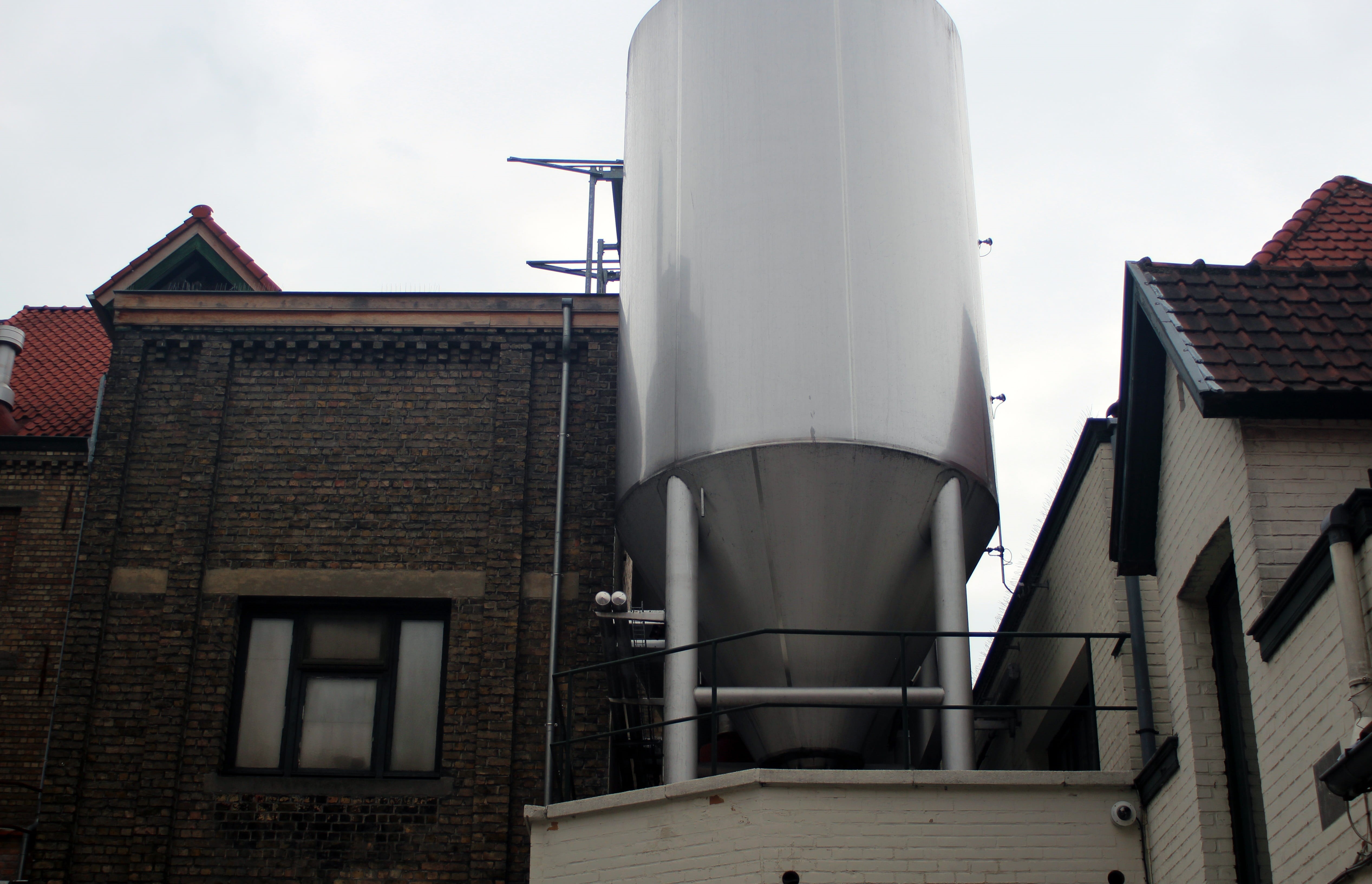 outdoors, city brewery, window, low angle view, city, roof, pipe - tube, brew, belgium, smoke stack, industry, delicious, storage tank, benefit from, architecture, HD Wallpaper