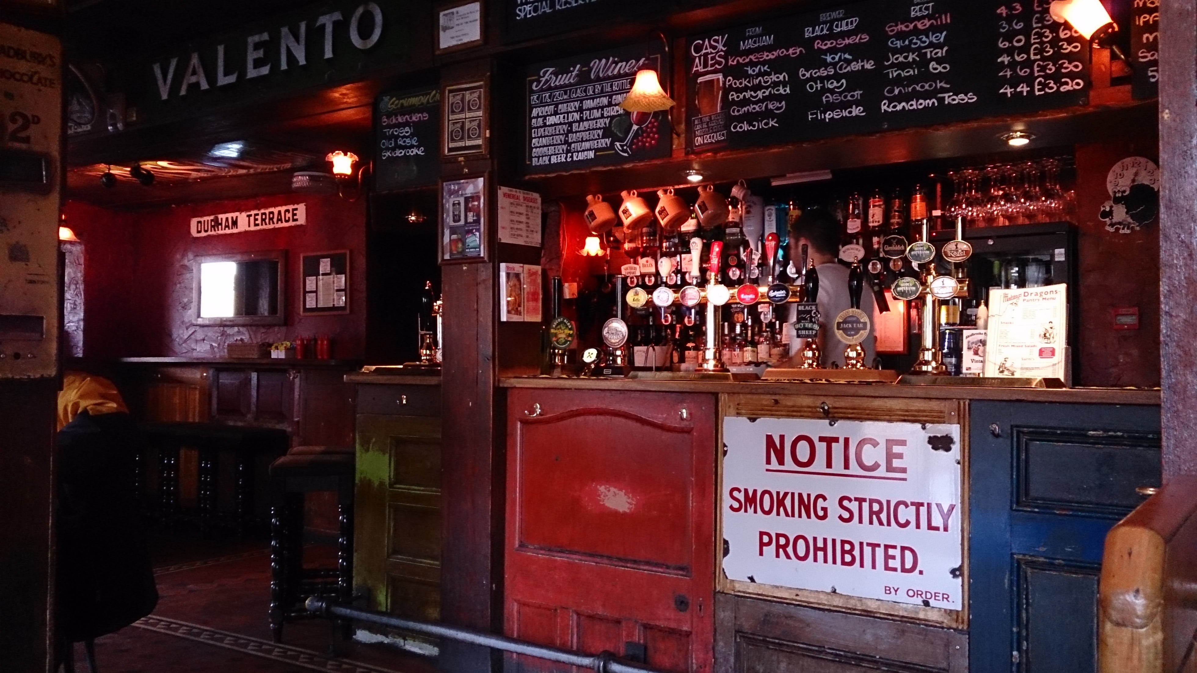 pint, information, store, drink, food and drink, bar - drink establishment, illuminated, 4K, bar, commercial sign, architecture, beer, english, england, HD Wallpaper