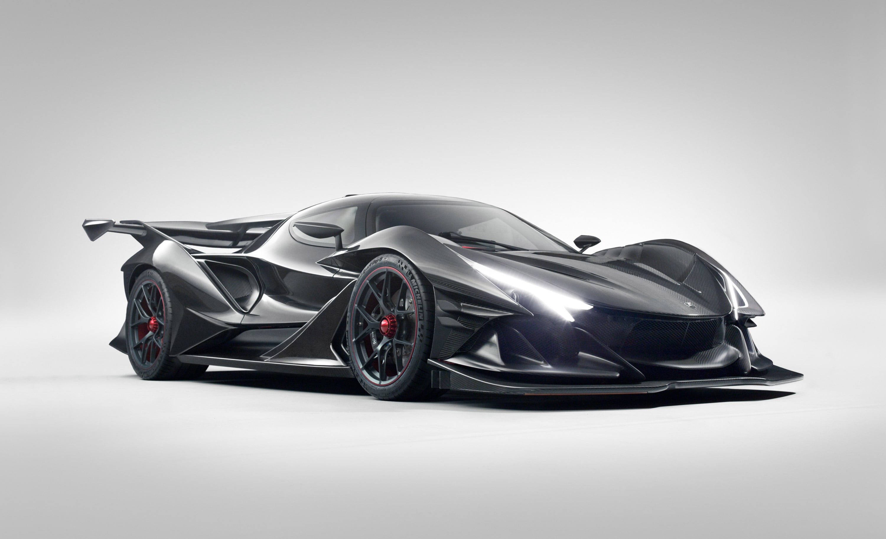 modern, 2017 cars, chrome, hd, 4k, wheel, copy space, competition, mode of transportation, studio shot, speed, indoors, transportation, sport, car, sports race, HD Wallpaper