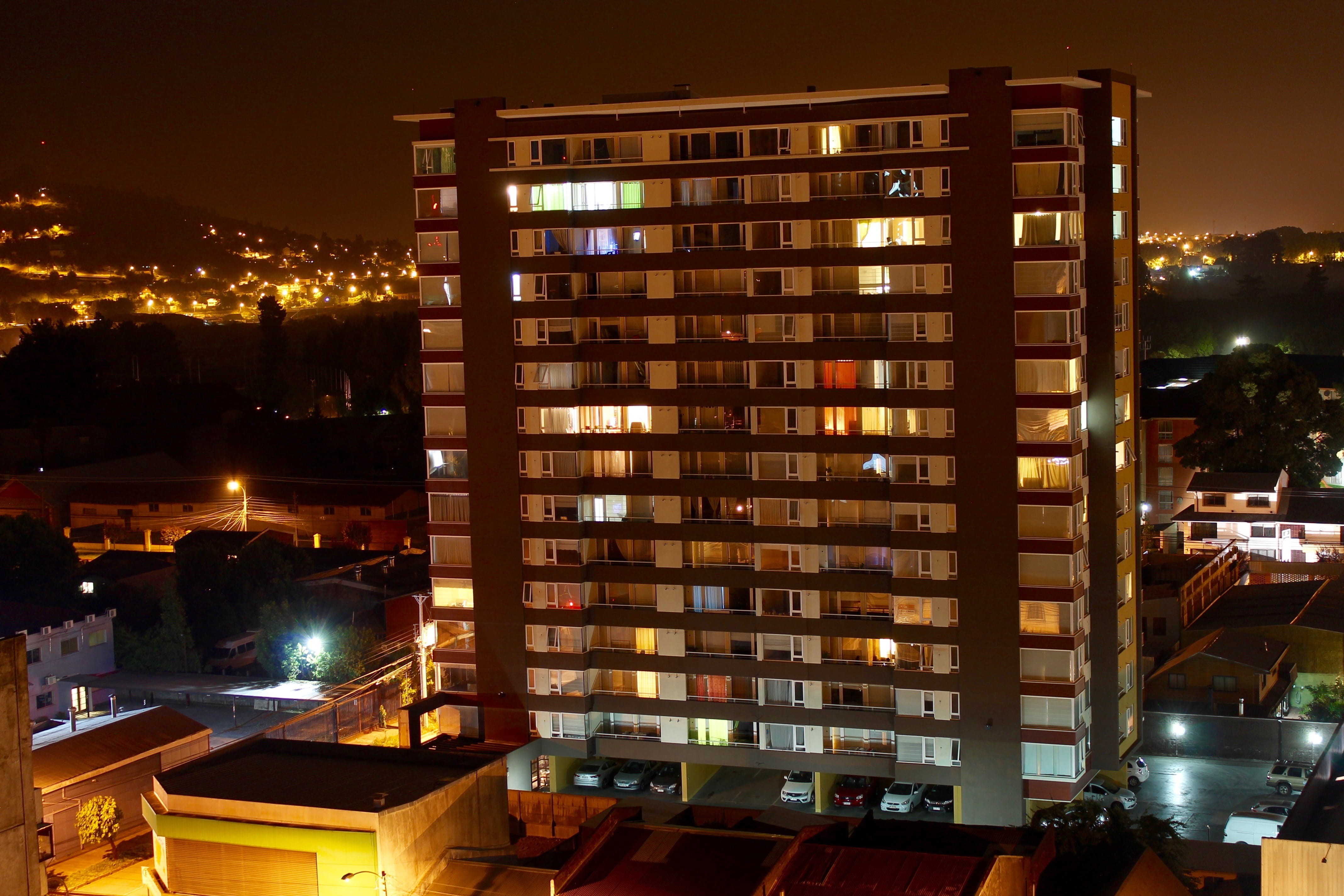 mode of transportation, illuminated, 4K, built structure, table, window, apartments, outdoors, night, architecture, araucania, nature, apartment, temuco, HD Wallpaper