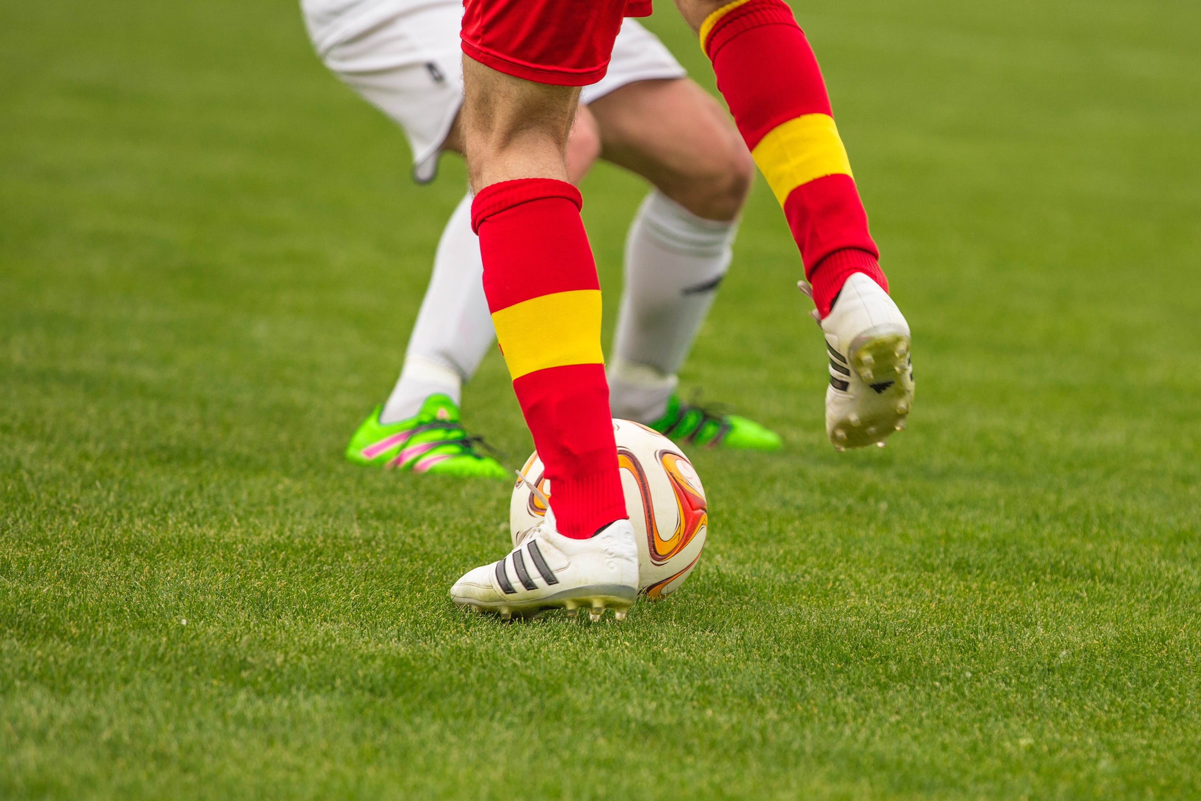 one person, human limb, football match, soccer field, limb, soccer ball, balls, sport, body part, rush, sports equipment, fielder, sports clothing, ball sports, HD Wallpaper