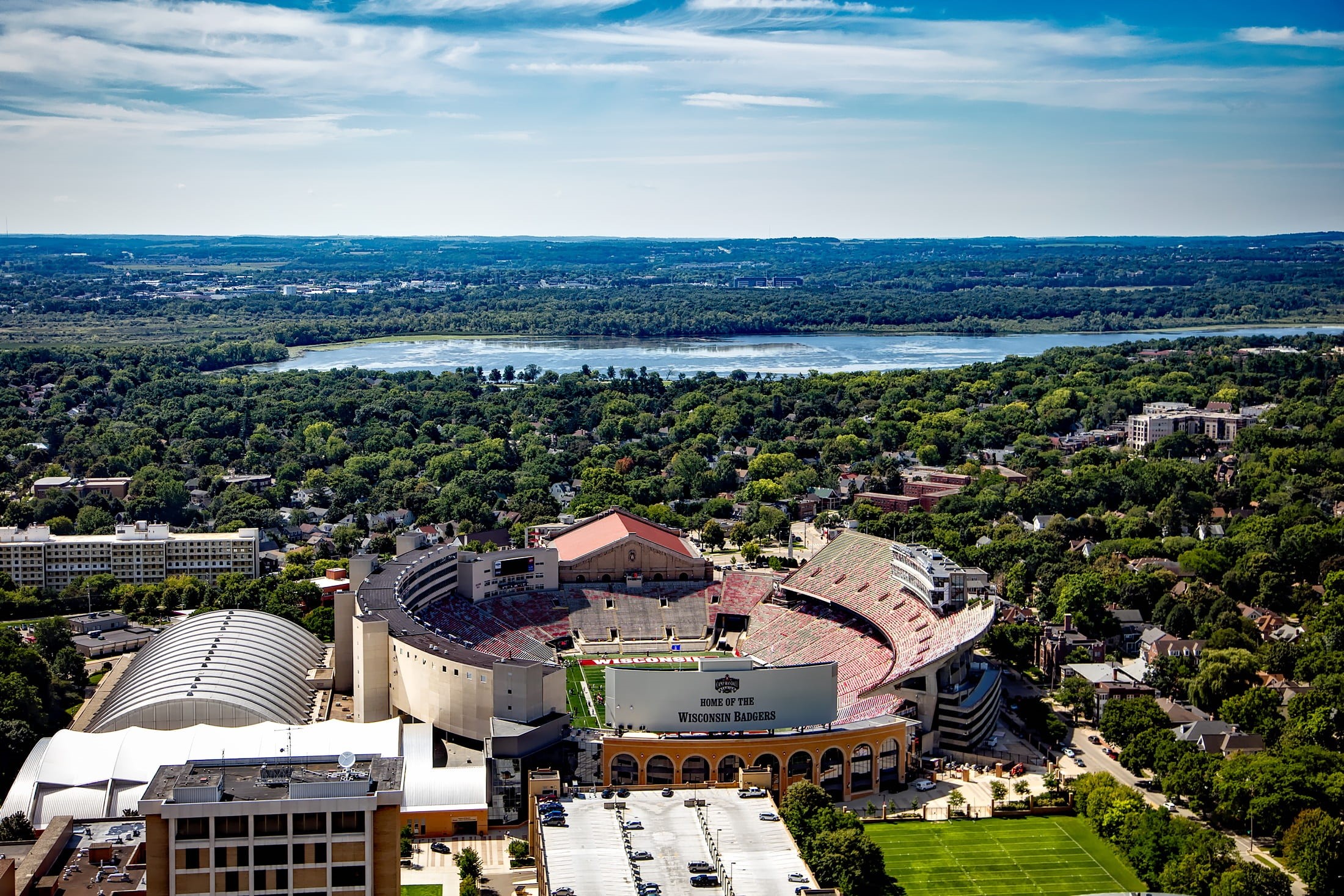 day, architecture, sea, wisconsin badgers, madison, university of wisconsin, buildings, american football, wisconsin, hdr, tree, roof, sports, athletics, HD Wallpaper