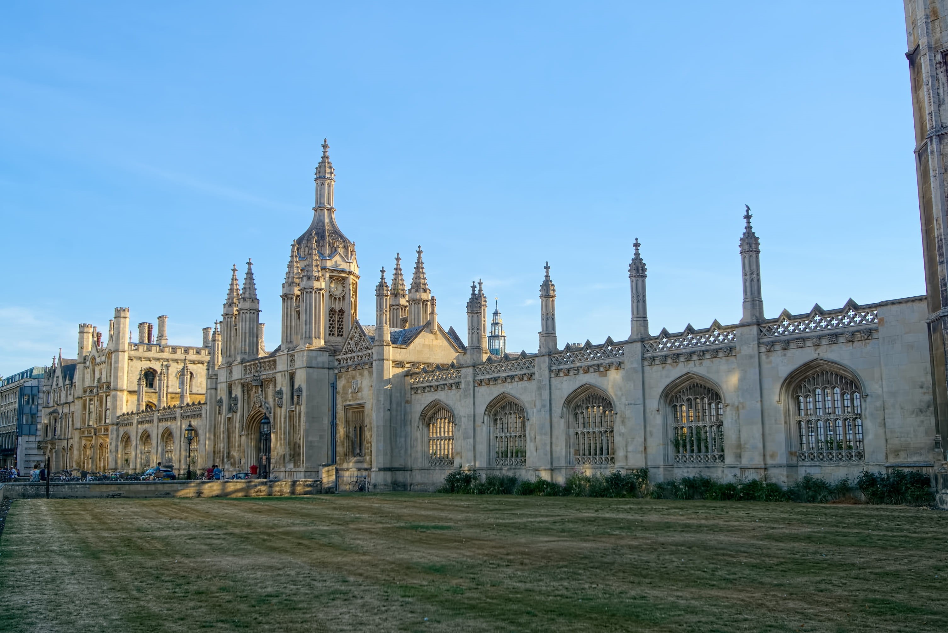 campus, clear sky, outdoors, day, plant, history, belief, tourism, religion, spirituality, travel, 2K, gothic, spire, england, united kingdom, no people, HD Wallpaper