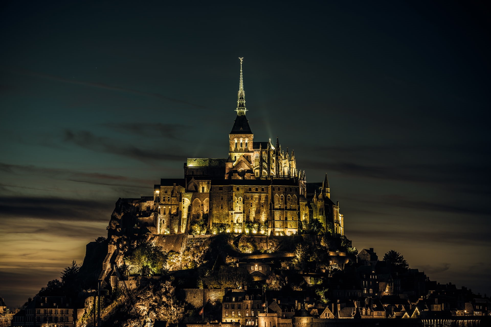 France, Mont Saint-Michel, Mont-Saint-Michel, island, the evening, David W.Photography, light, fortress, Normandy, lgni, castle, 1080P, HD Wallpaper