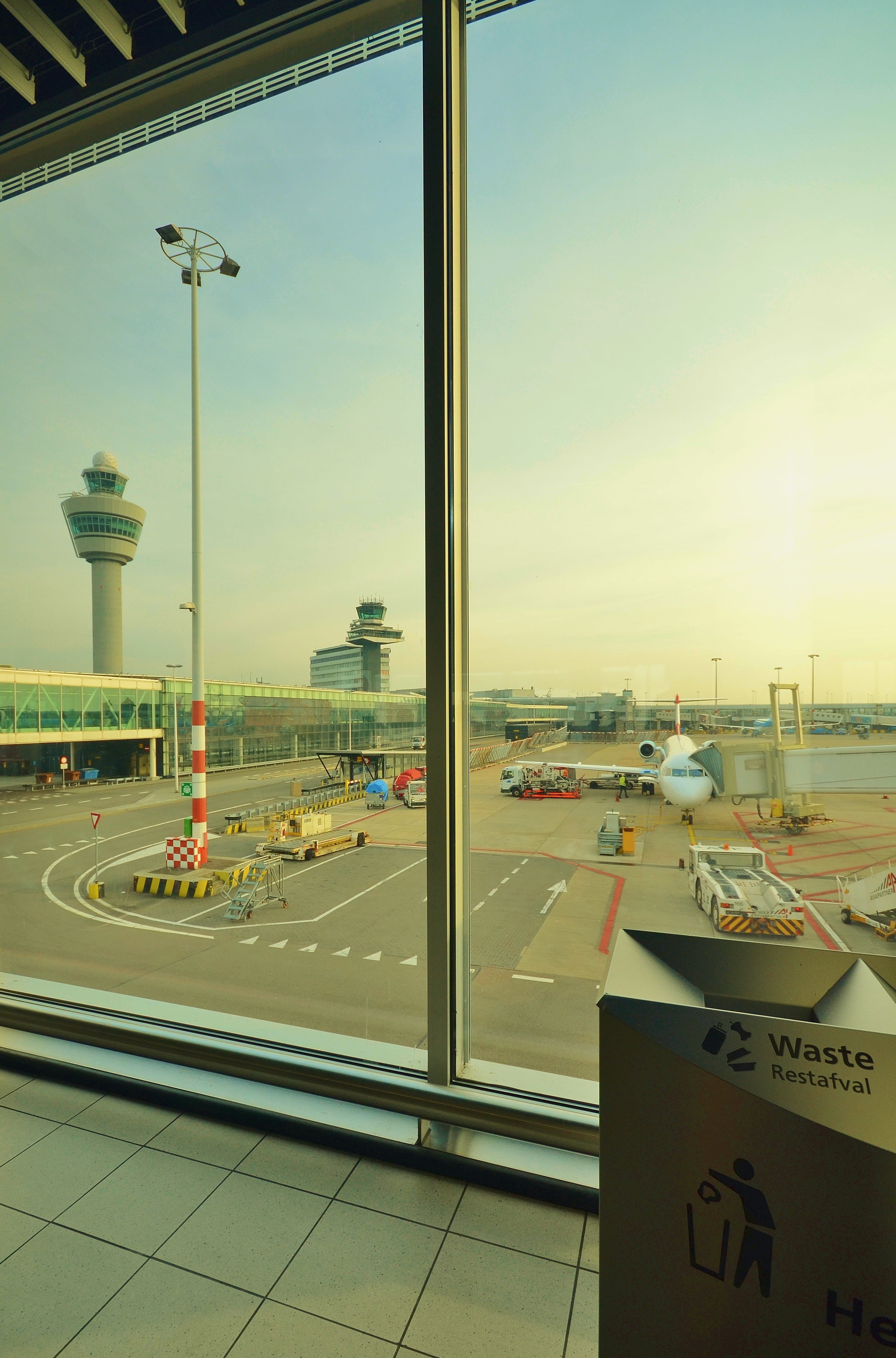 control tower, aviation, jetway, nature, Boarding, sign, window, sky, airport terminal, glass - material, airport runway, travel, outdoors, air vehicle, Phone HD Wallpaper