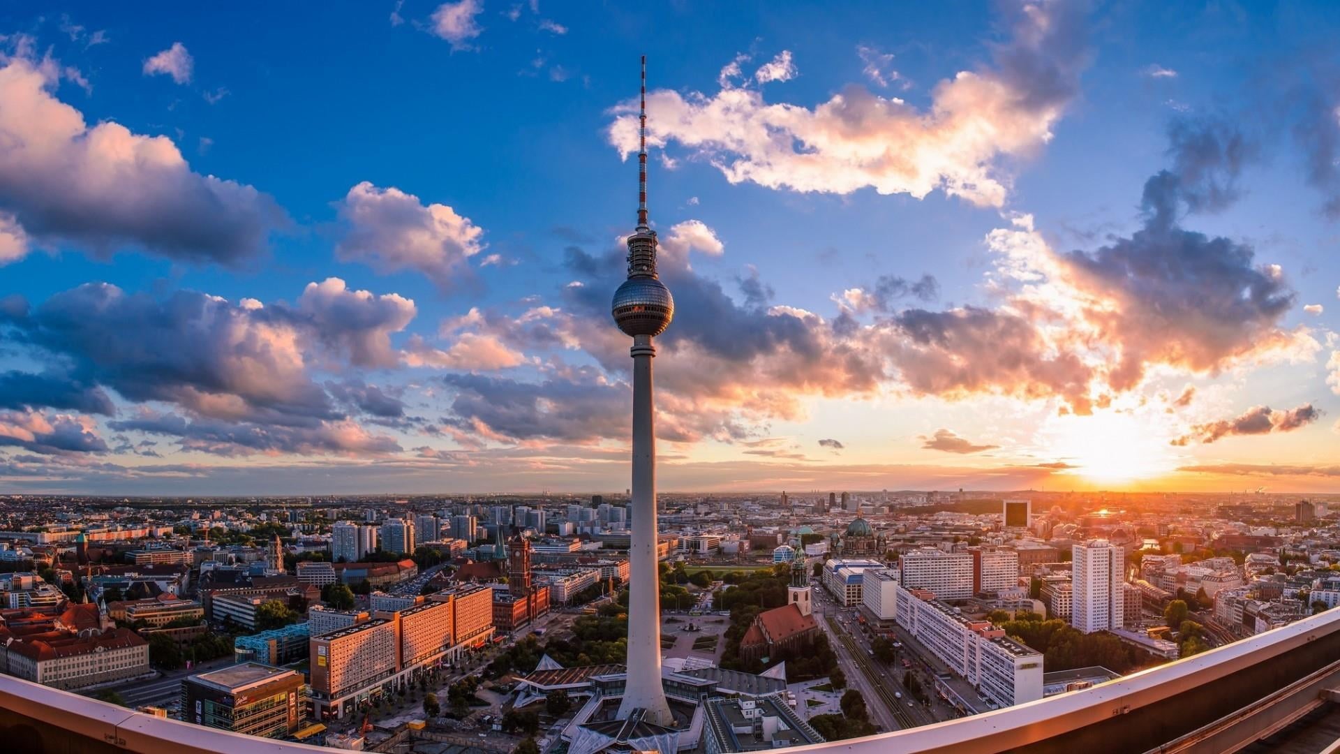 high angle view, cloud - sky, photography, modern, office building exterior, building, built structure, horizon, nature, urban area, germany, outdoors, HD Wallpaper