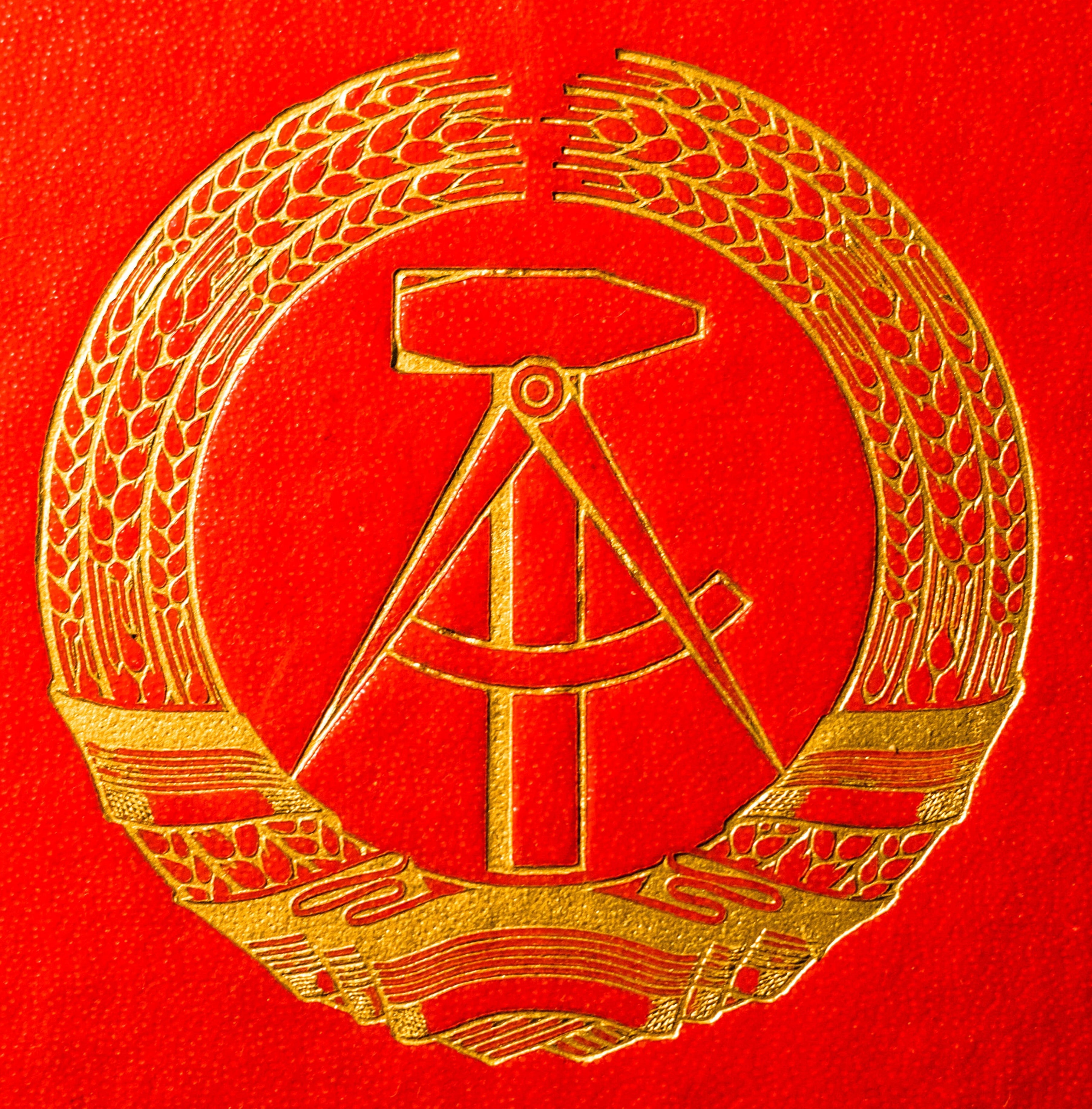 indoors, red background, shape, creativity, red, pattern, east, symbol, coat of arms, east germany, craft, design, old, art and craft, historically, circle, Phone HD Wallpaper