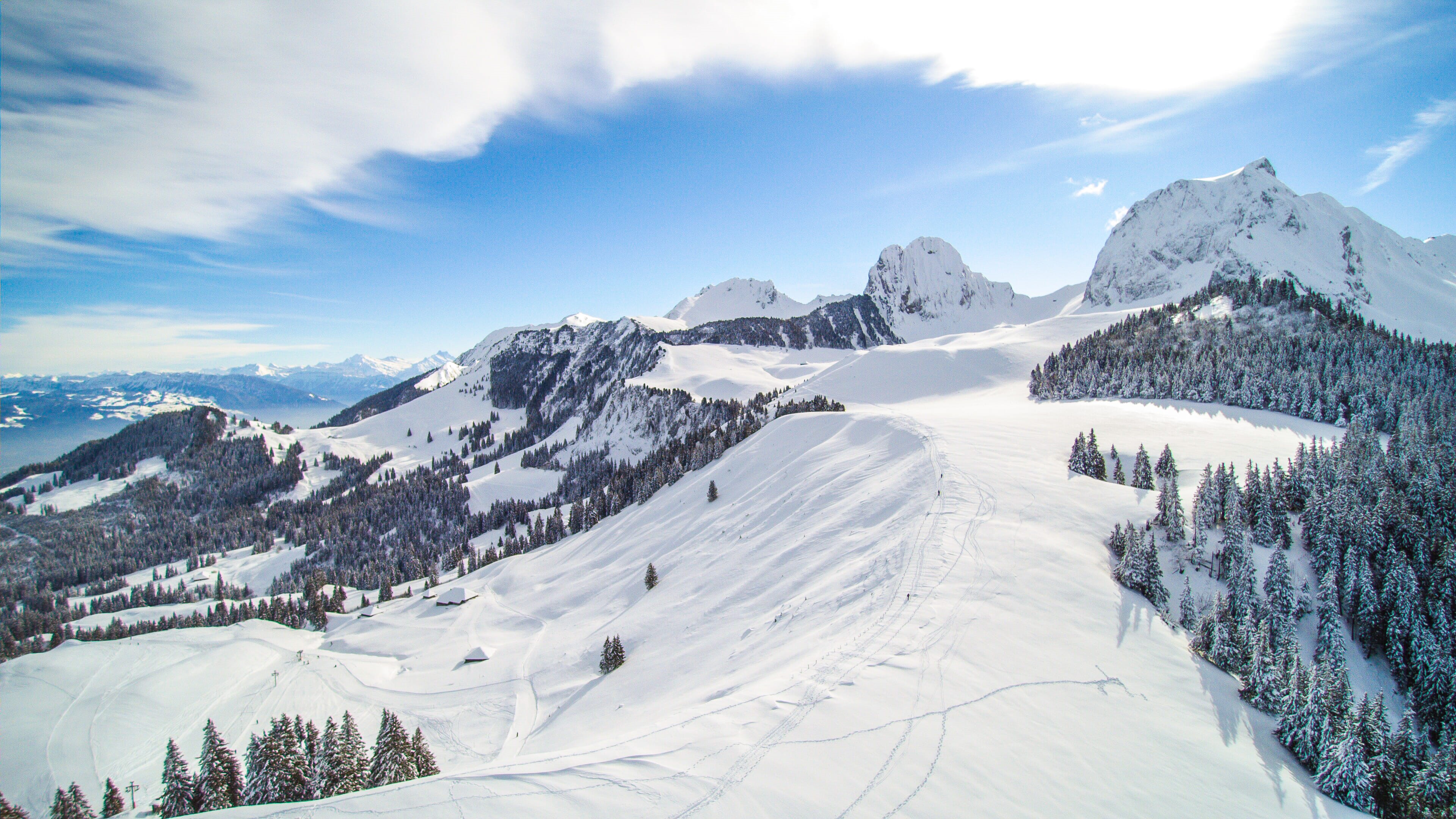 snowcapped mountain, wow, ski resort, environment, beauty in nature, 4K, cold temperature, nature, non-urban scene, hiker, blue, frozen, alpine, cloud - sky, HD Wallpaper