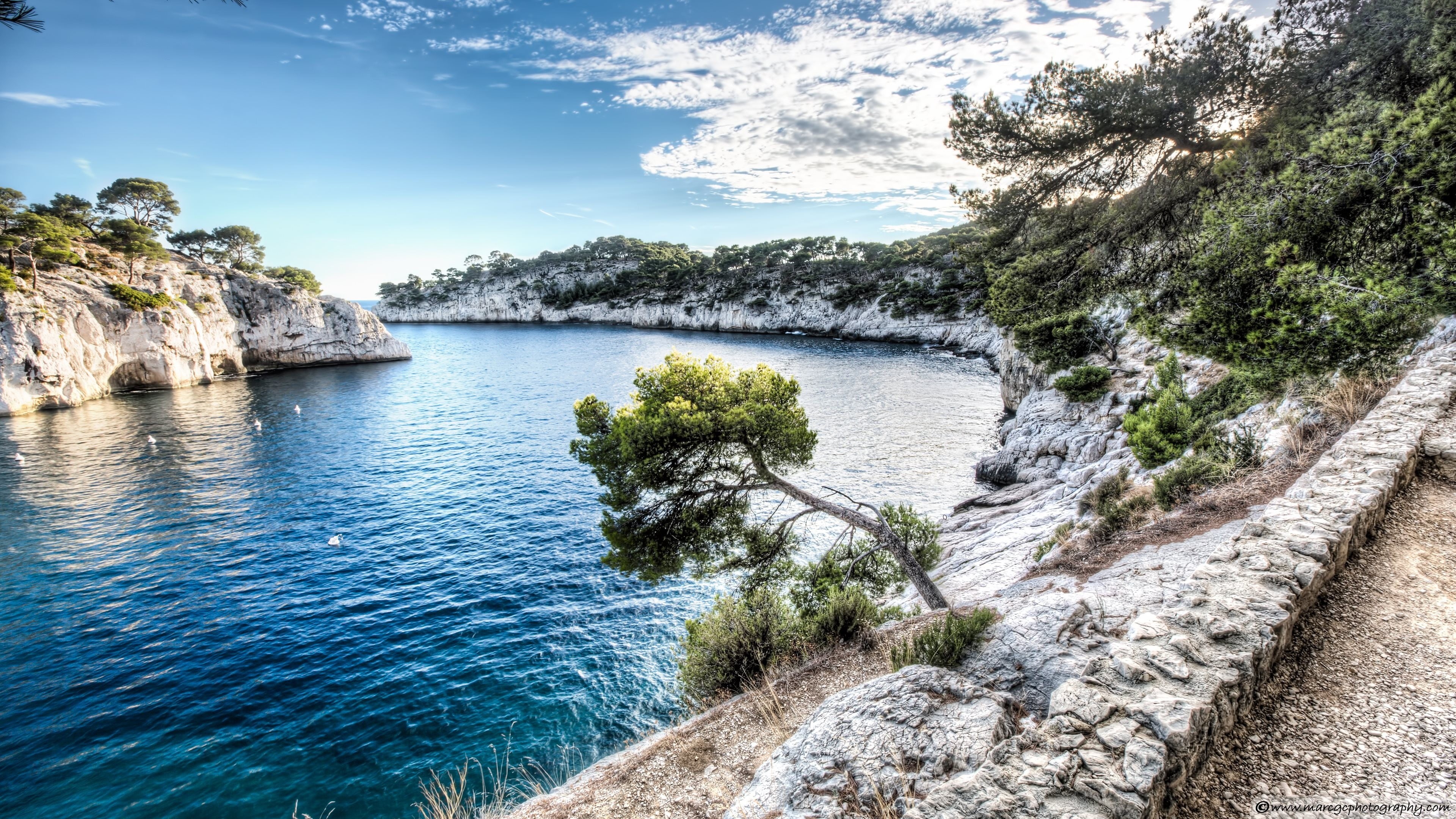 seascape, tranquility, travel, island, sky, sunlight, coastline, solid, summer, cloud - sky, lake, non-urban scene, plant, sun, trees, travel Destinations, HD Wallpaper