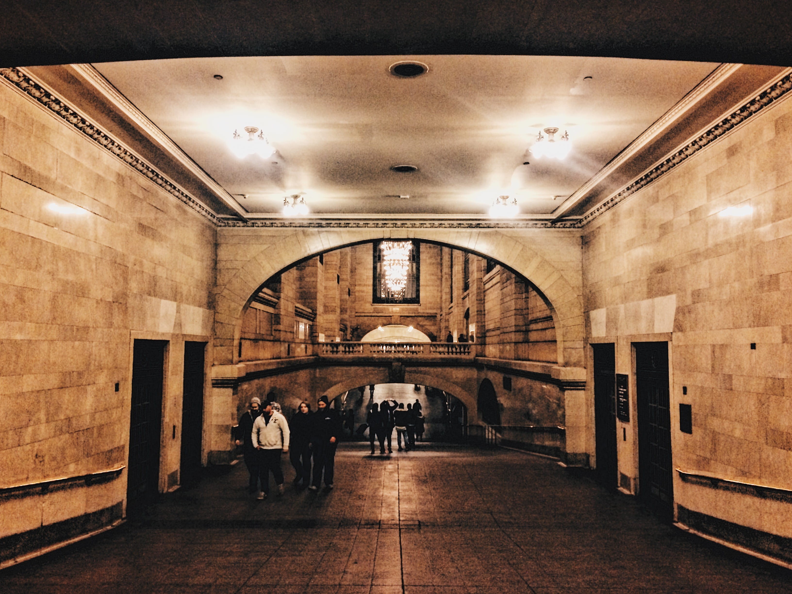 people, the way forward, subway, rear view, transportation, built structure, ceiling, new york city, underpass, trabel, indoors, walking, flooring, nyc, HD Wallpaper
