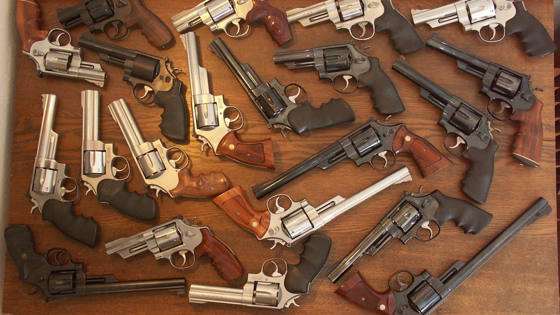 criminal, weapons, protection, revolver, variation, workshop, army, single Object, war, security, backgrounds, aggression, military, police Force, equipment, HD Wallpaper