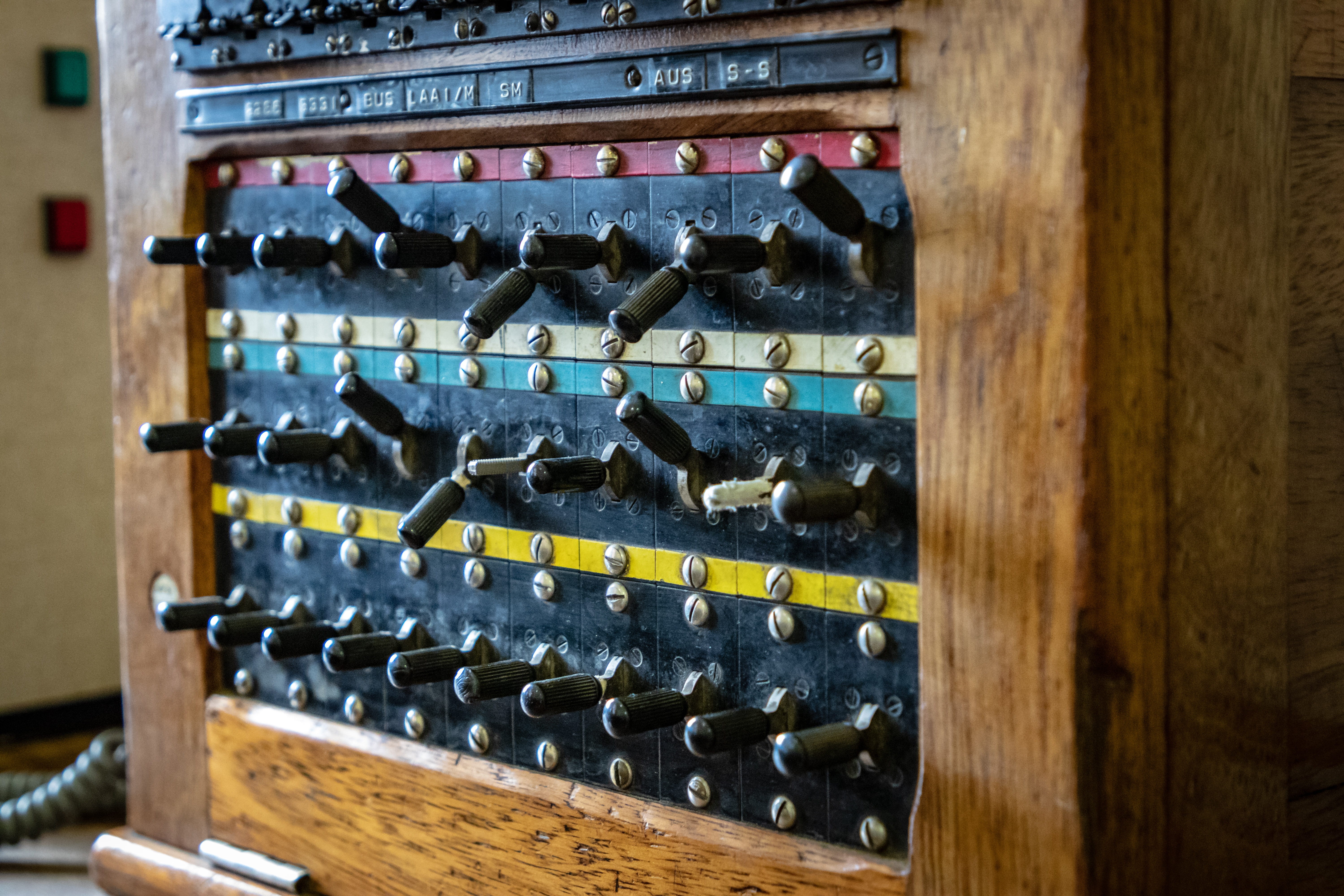 technology, electronics, wood - material, lathe, clock, selective focus, container, no people, business, lab, hardwood, close-up, word, control panel, architecture, HD Wallpaper