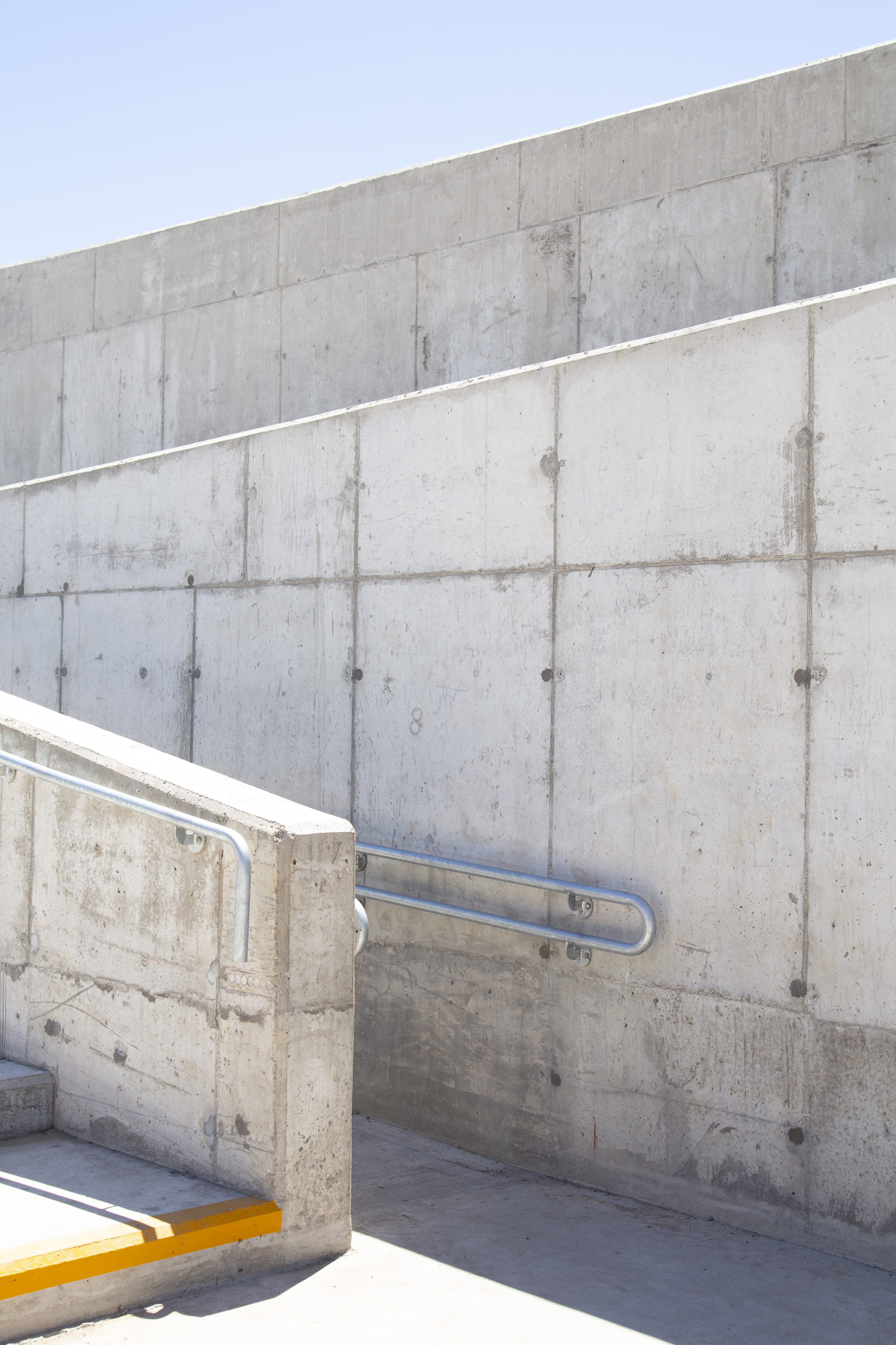 side view, concrete, wall - building feature, built structure, metal, no people, day, sunlight, firewall, pattern, building exterior, sky, nature, architecture, Phone HD Wallpaper