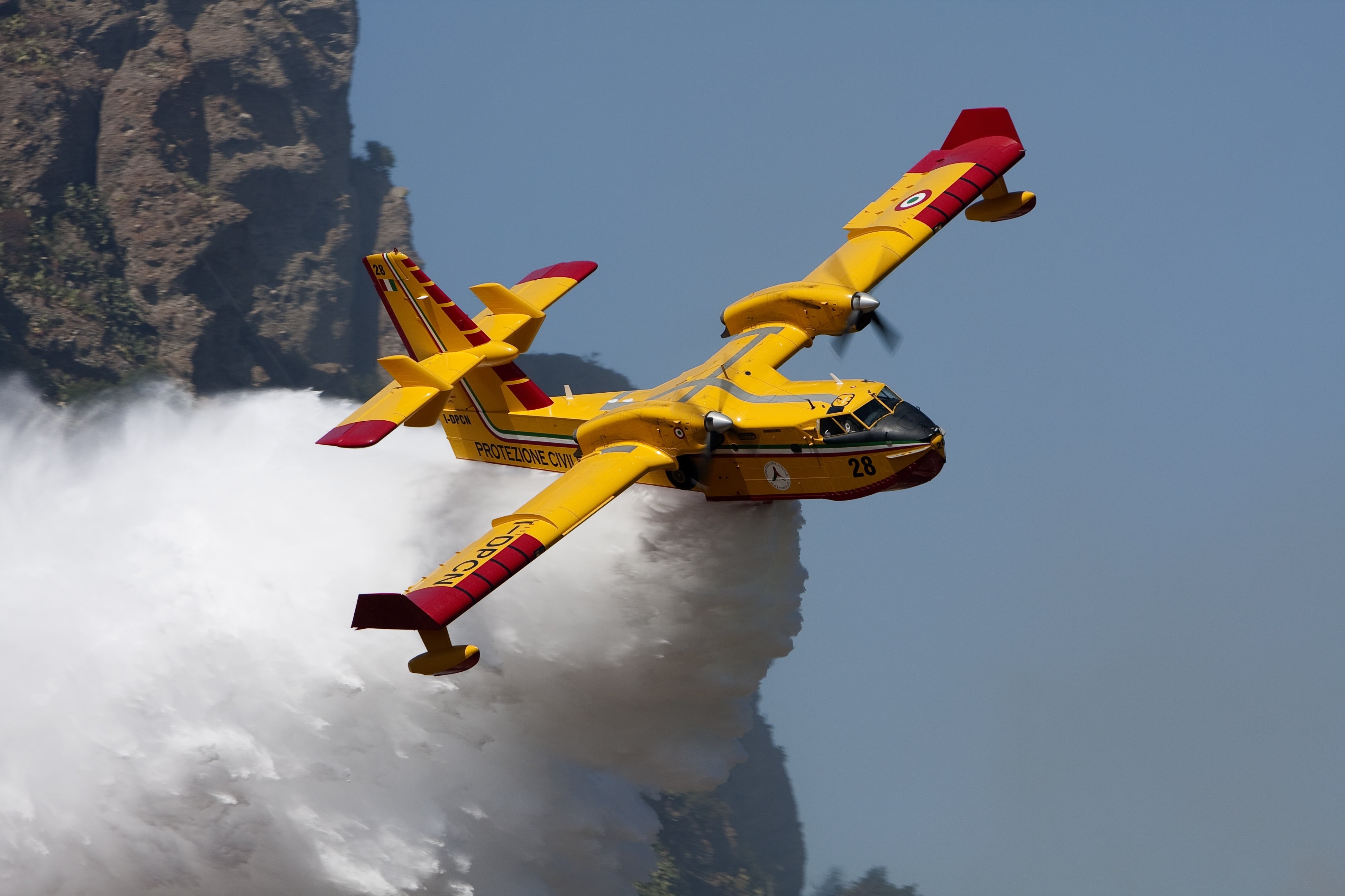 The Department of civil defence of Italy, 4K, Water, The plane is amphibious, Canadair CL-4, Bombardier 415, Fire plane, HD Wallpaper