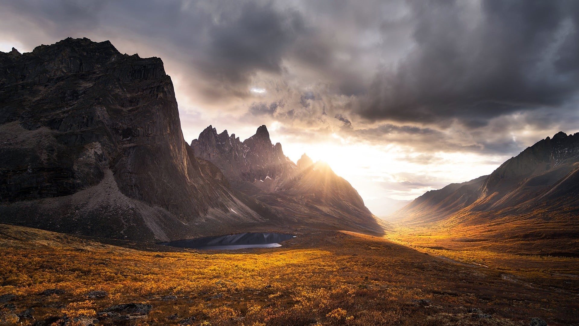 plant, rock, cloudscape, beauty In Nature, mountain Peak, rock - Object, sun rays, ice, solid, environment, land, outdoors, near, sky, scenics, blue, reflection, HD Wallpaper