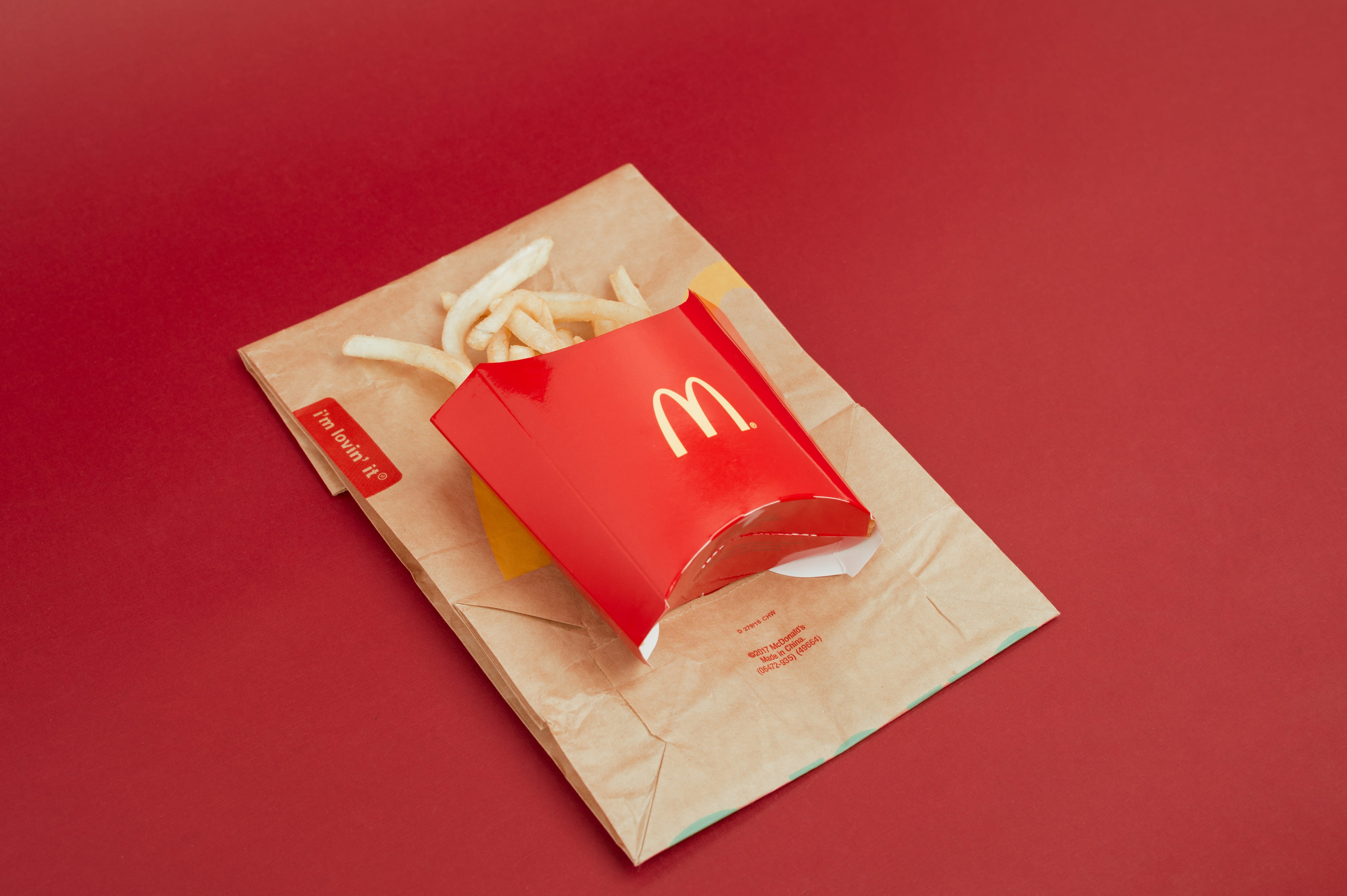 positive emotion, red background, alphabet, directly above, 4K, fast food, red, weaponry, copy space, mcdonalds, paper, high angle view, wax seal, shopping bag, HD Wallpaper