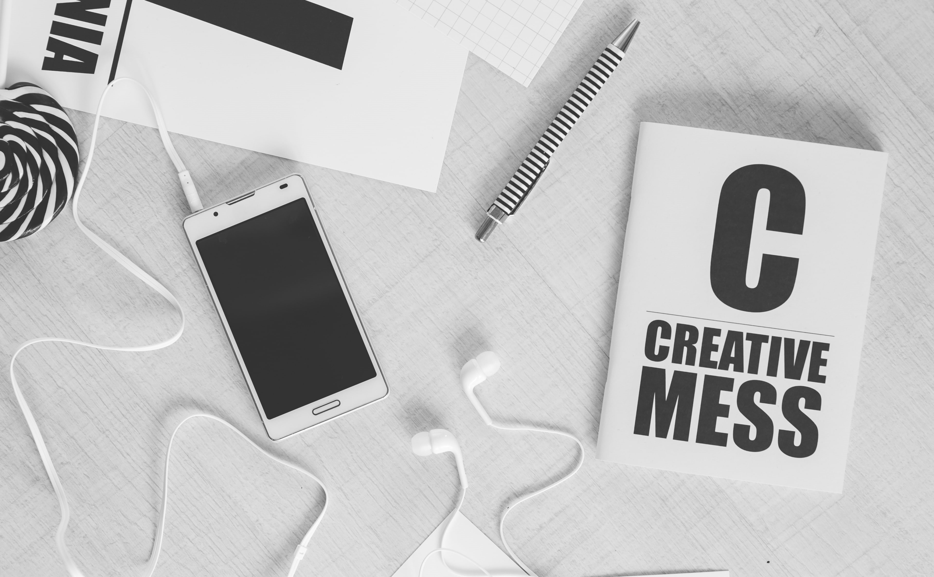 People, western script, indoors, directly above, Desk, planning, Young, smartphone, pen, Team, Design, paper, Computers, Work, mockup, businessman, connection, HD Wallpaper
