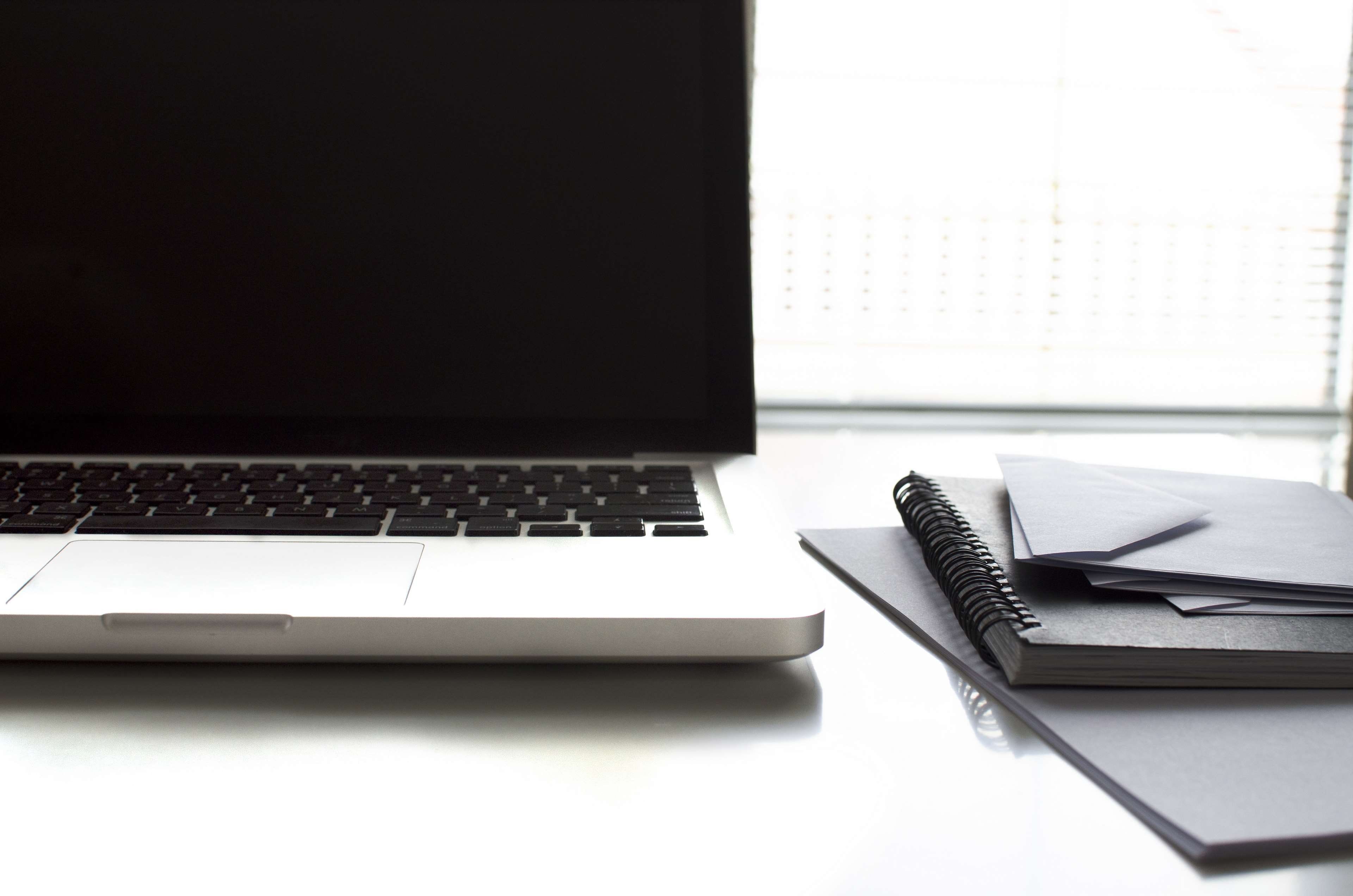 4K, wireless technology, business, gray, notebook, mac, white, key, computer equipment, paper, view, computer keyboard, glow, keyboard, macbook, project, HD Wallpaper
