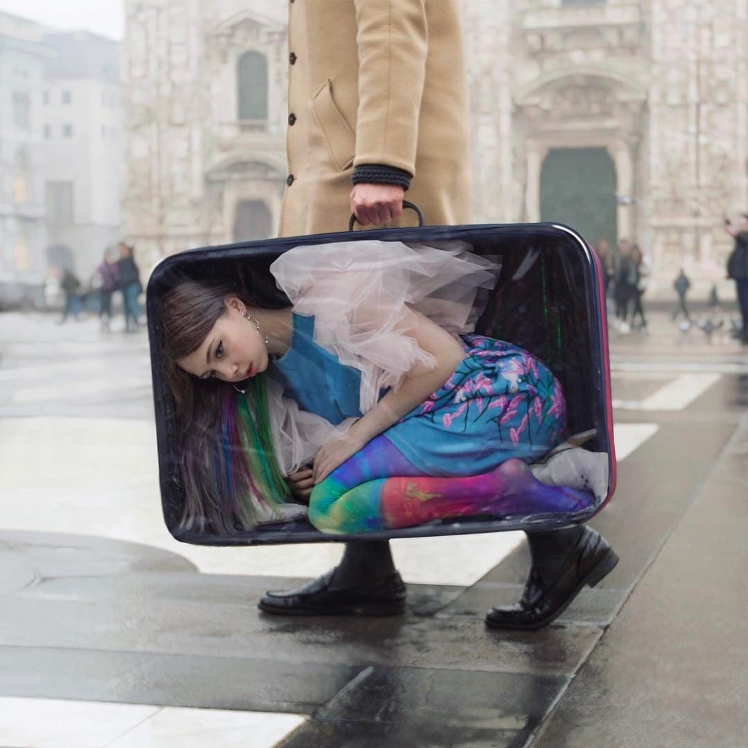 building exterior, luggage, suitcase, dark humor, 480P, architecture, girls, innocence, clothing, day, lifestyles, child, city, casual clothing, togetherness, Phone HD Wallpaper