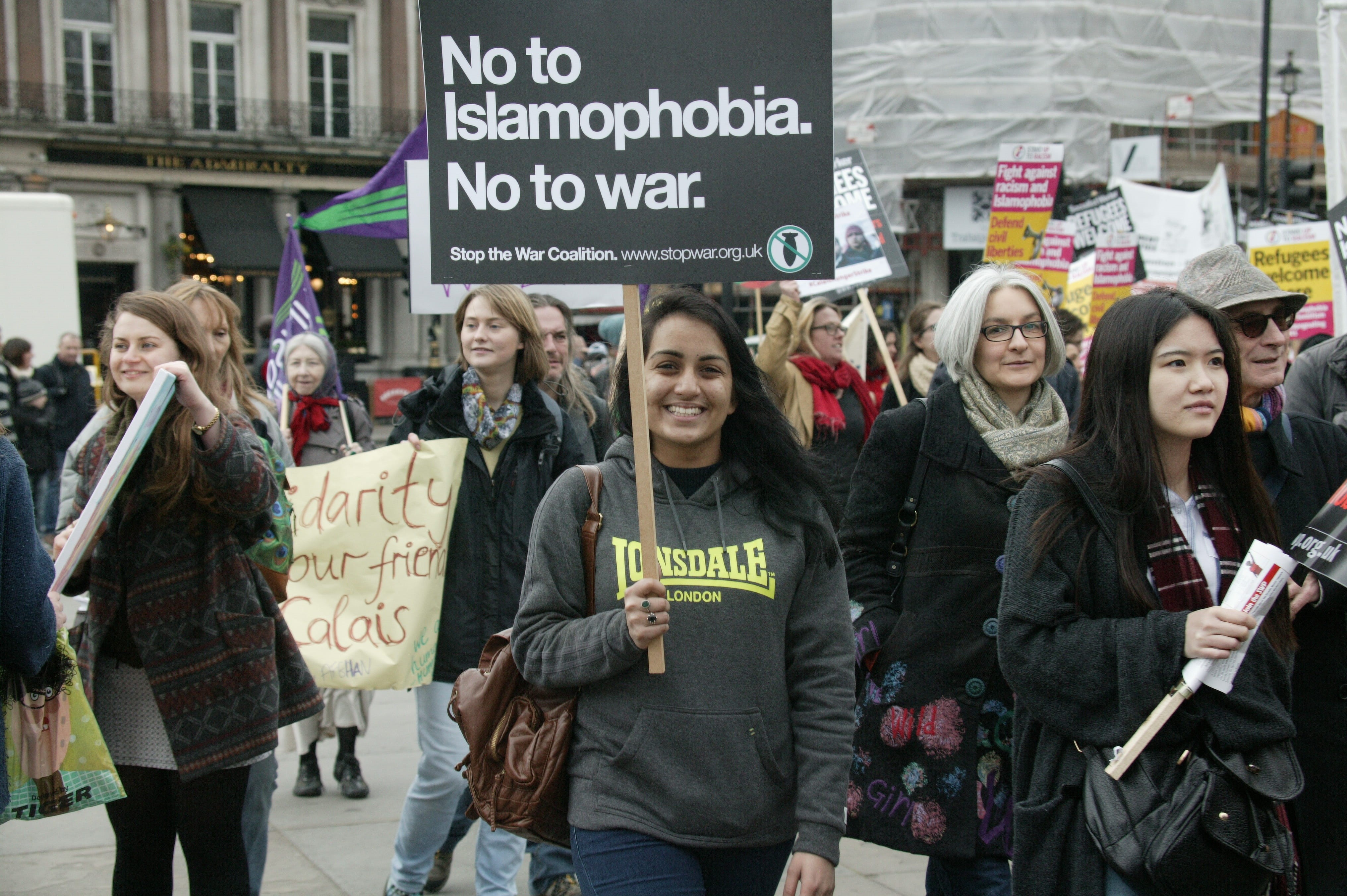 road, activist, young, political, protest, politics, organiser, 4K, fire, young women, woman, angry, food and drink, event, protestor, protesters, warm clothing, HD Wallpaper