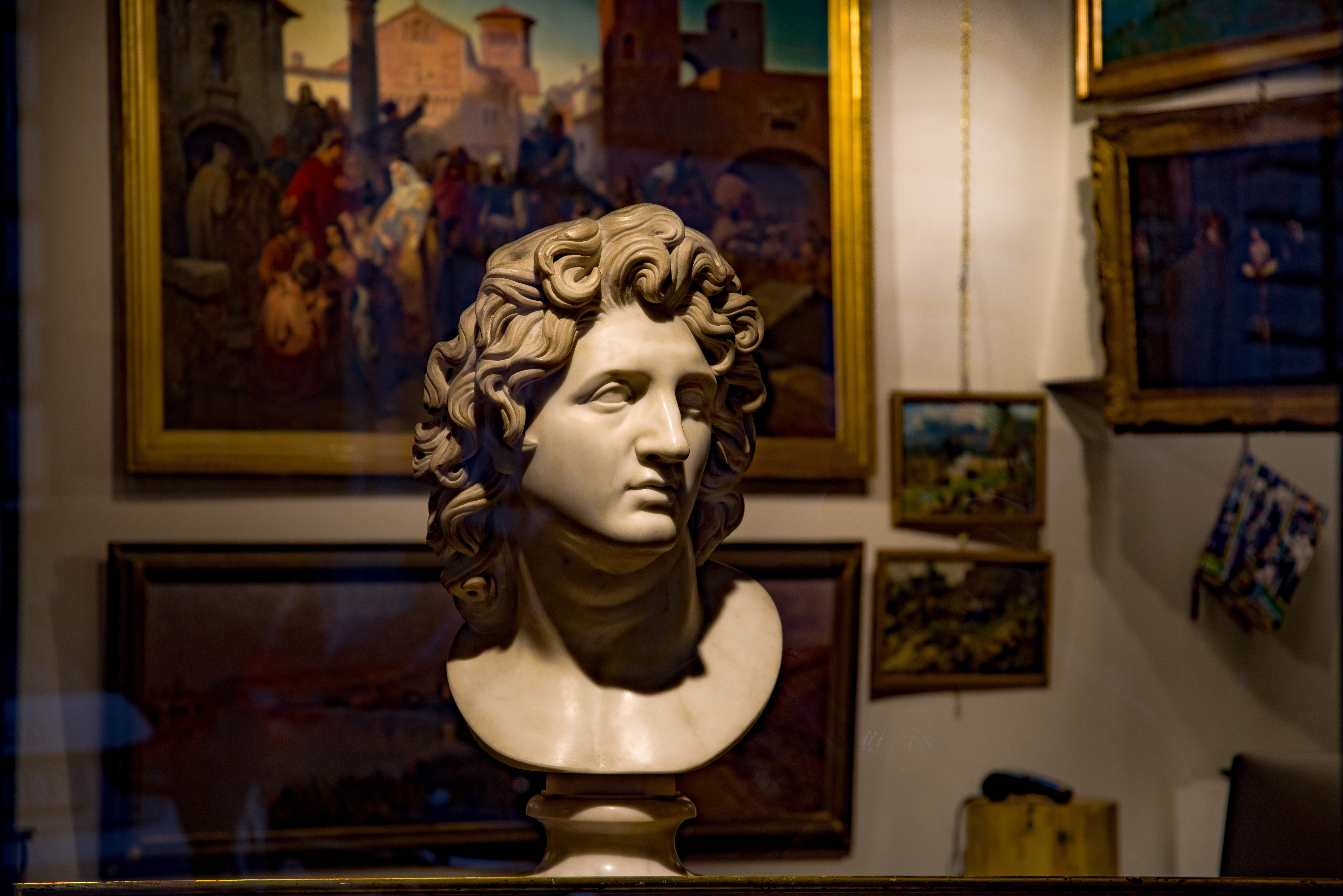 no people, spirituality, paint, statue, idol, religion, place of worship, bust, creativity, craft, human representation, representation, rome, focus on foreground, HD Wallpaper