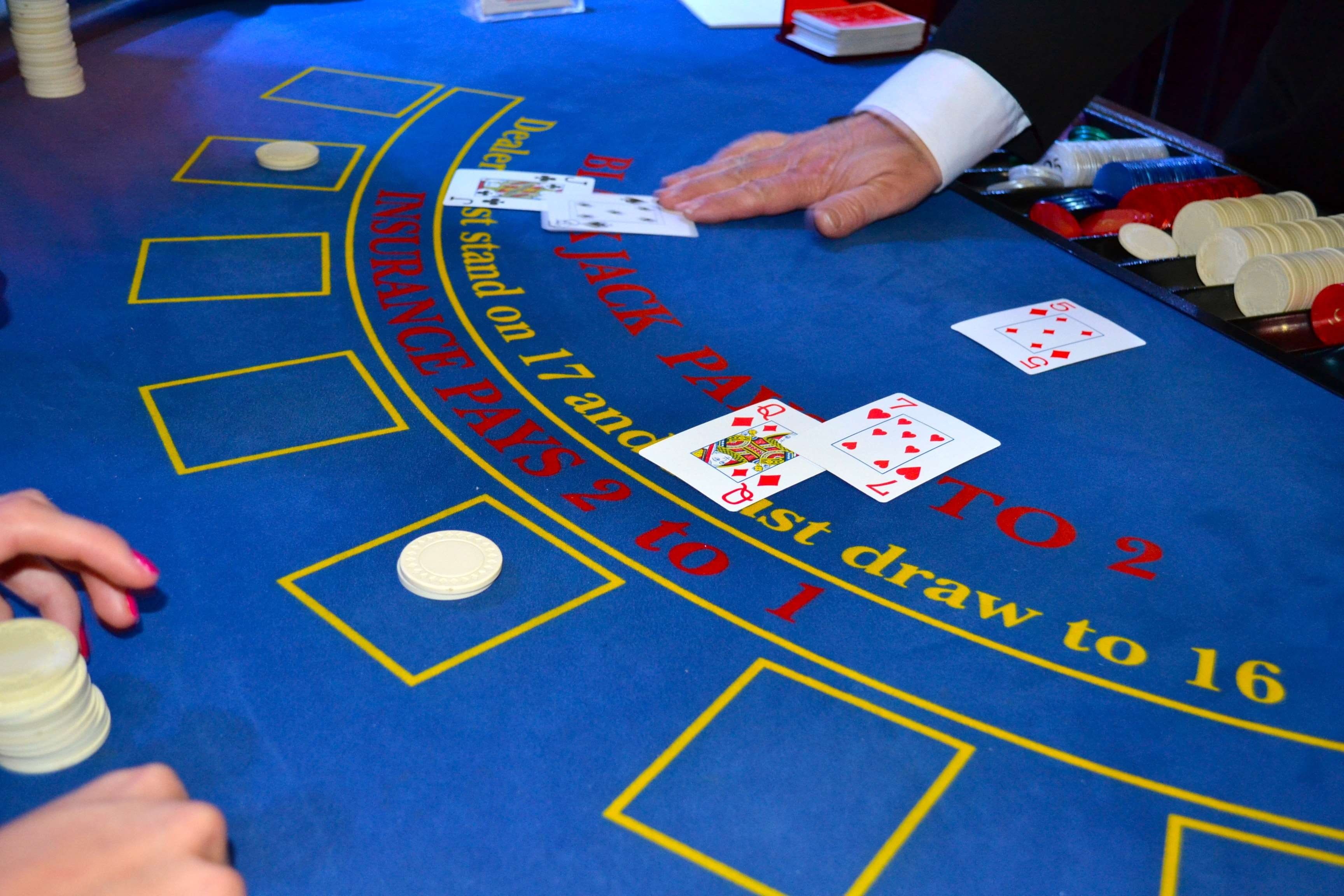 leisure activity, playing, gamble, black jack, chips, body part, fortune, casino, win, gambling, arts culture and entertainment, 2K, opportunity, relaxation, HD Wallpaper