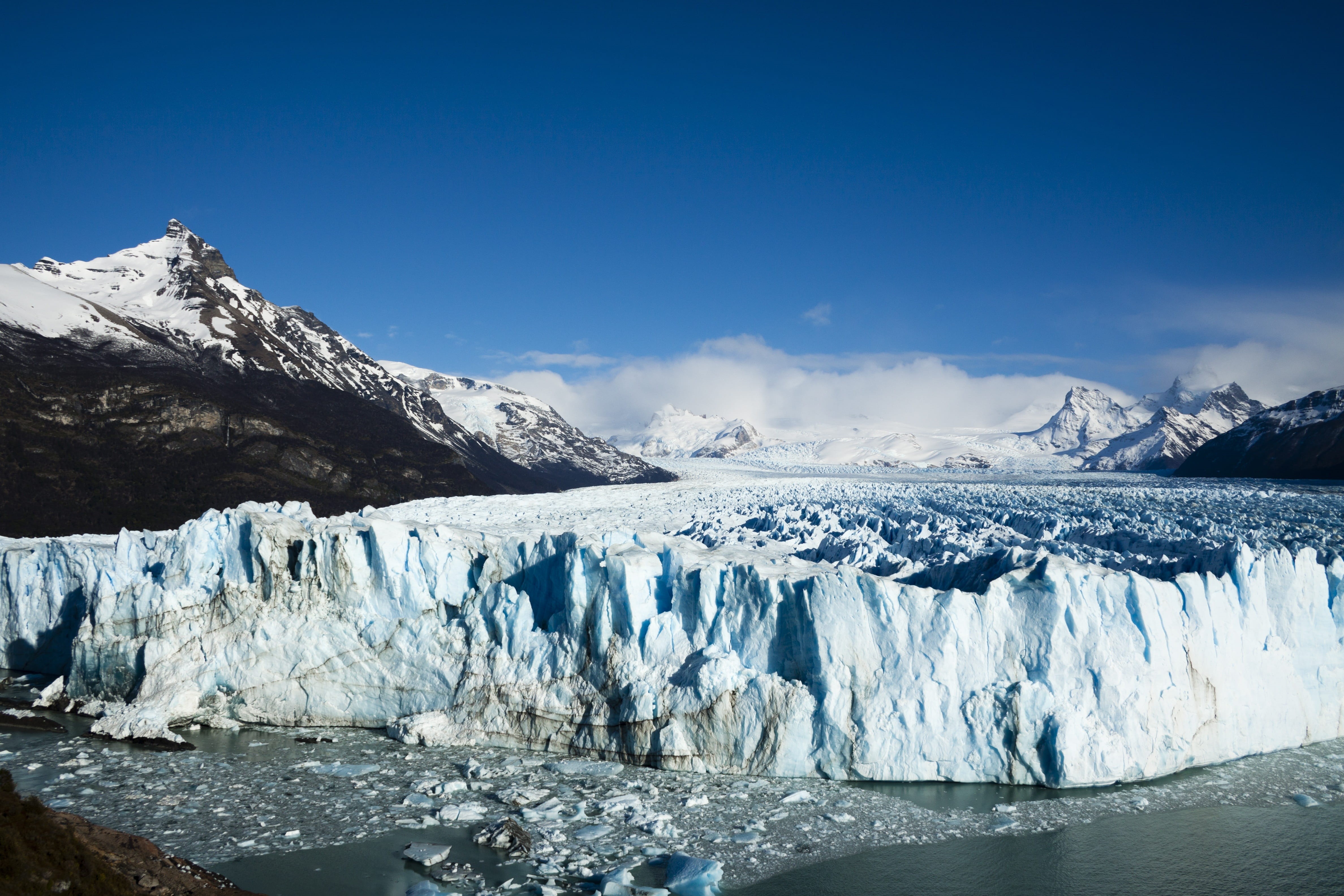 cold temperature, beauty in nature, snowcapped mountain, argentina, water, ice, tranquil scene, sky, scenics - nature, climate change, landscape, winter, HD Wallpaper