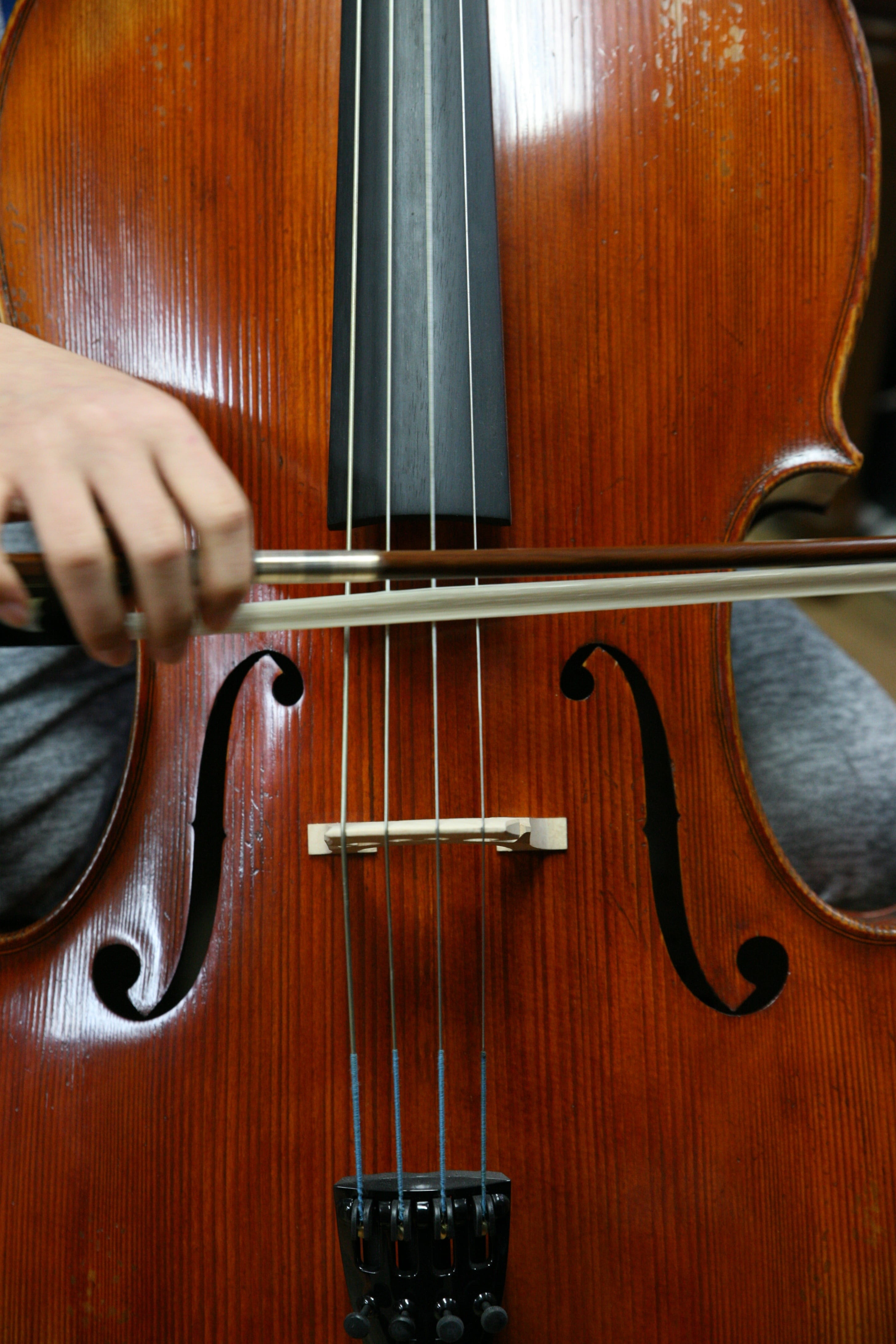 expert, musician, wood, playing, close-up, played, arts culture and entertainment, instrument repair, repair, indoors, musical instrument, hand, one person, Phone HD Wallpaper