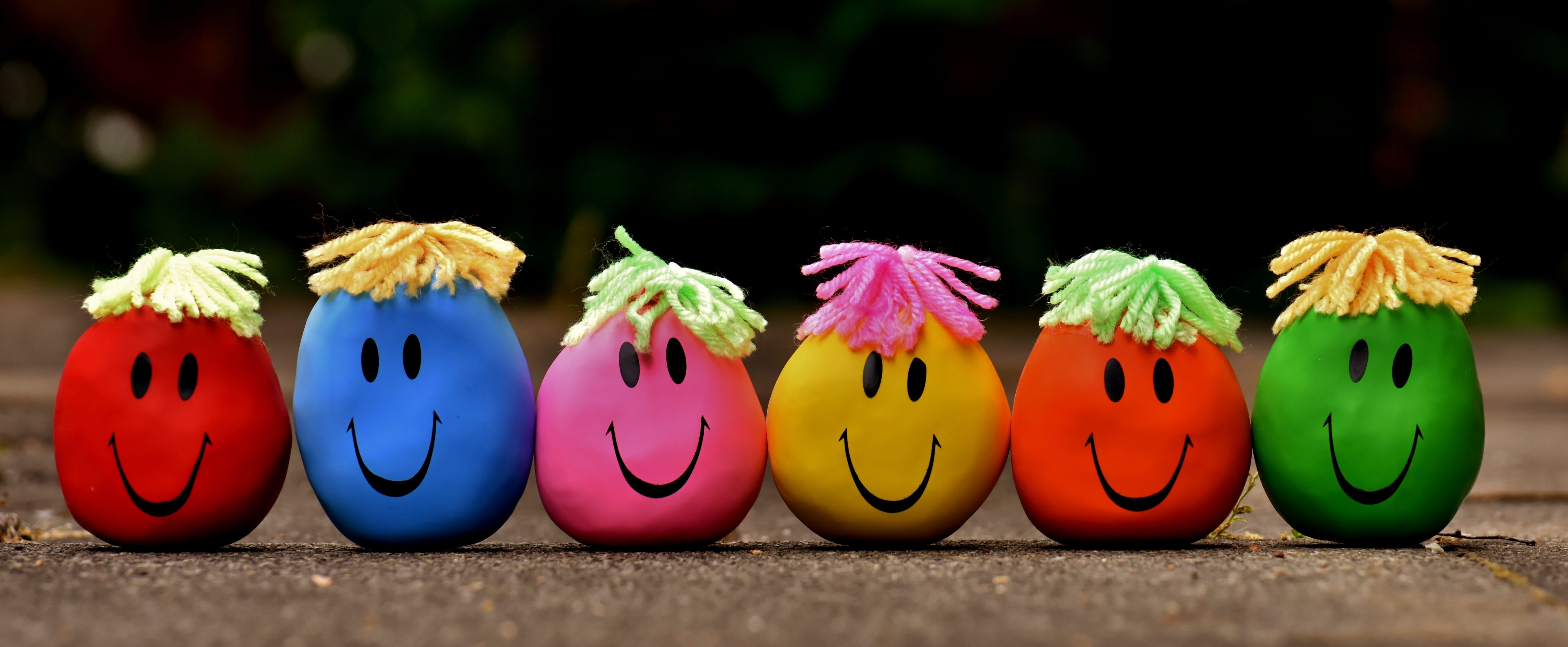 funny, smilies stress reduction, smiley, emotion, yellow, in a row, Stress, Balls, funny troop, panoramic, plush, blue, knead, assorted, art and craft, HD Wallpaper
