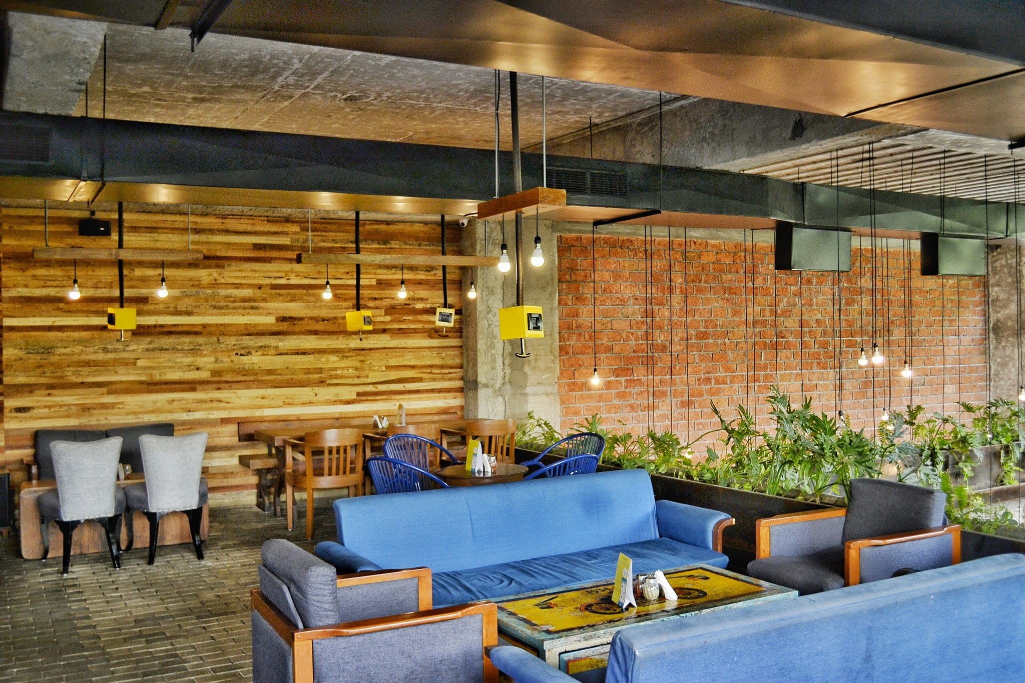 hanging, illuminated, bulbs, built structure, modern, wood, wall, no people, chair, ceiling, blue, room, piece, lamp, lighted, mocha, wall - building feature, HD Wallpaper