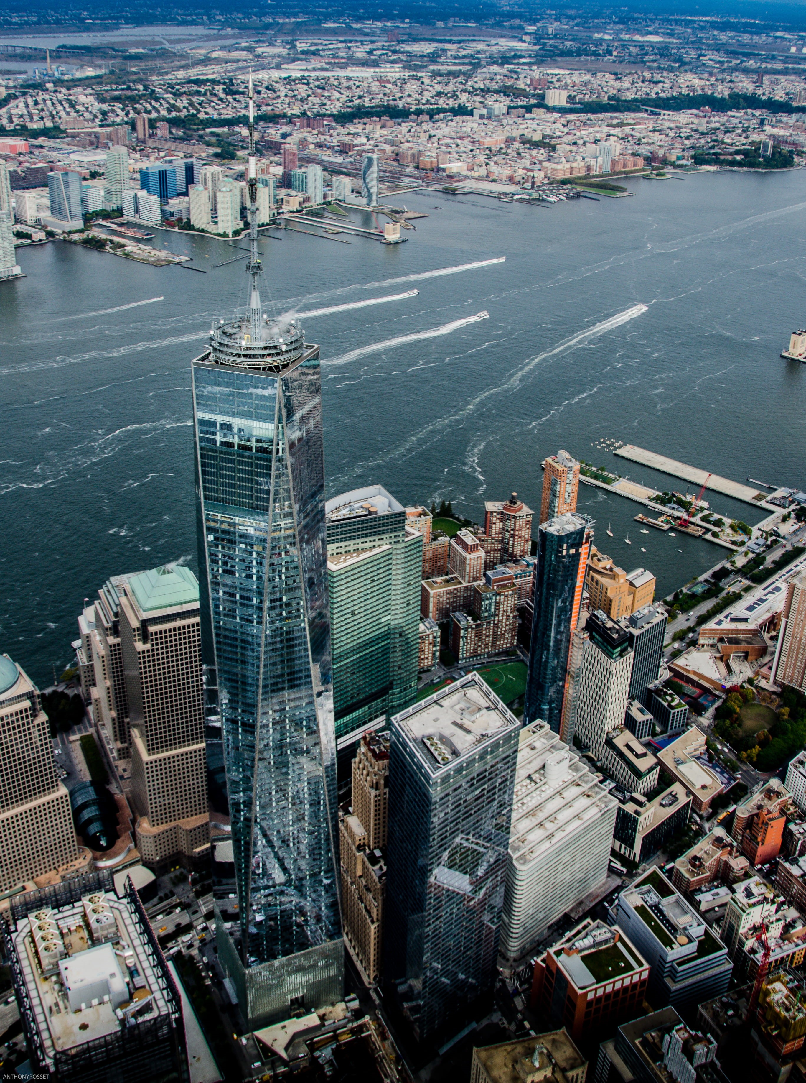 outdoors, liveandtravelpicture, high angle view, built structure, office building exterior, cityscape, transportation, residential district, helicopter, Phone HD Wallpaper