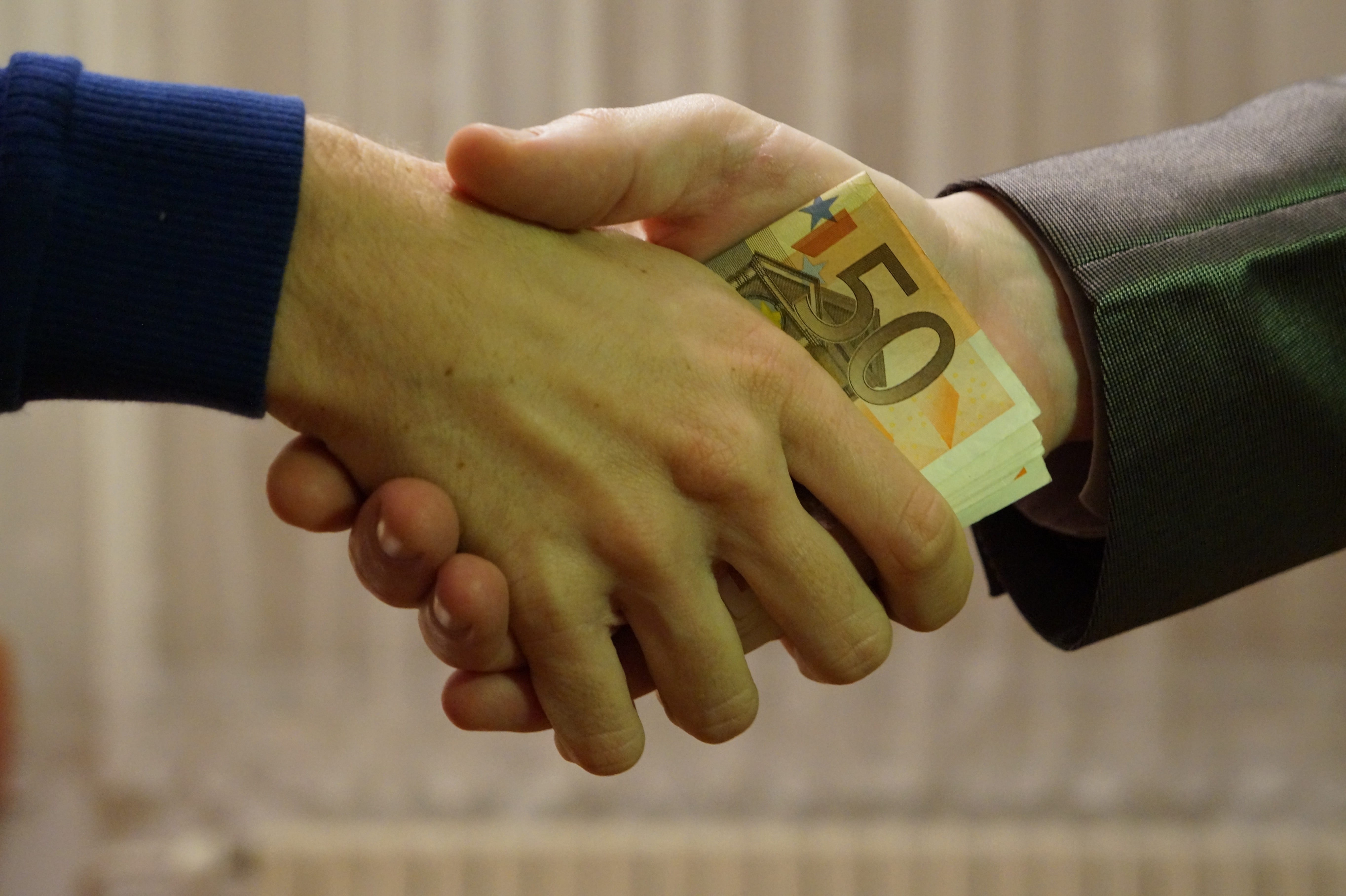 banker, transaction, purchase, paper currency, hand, market, men, banknote, human hand, 5K, currency, money placement, european currency, people, man, HD Wallpaper