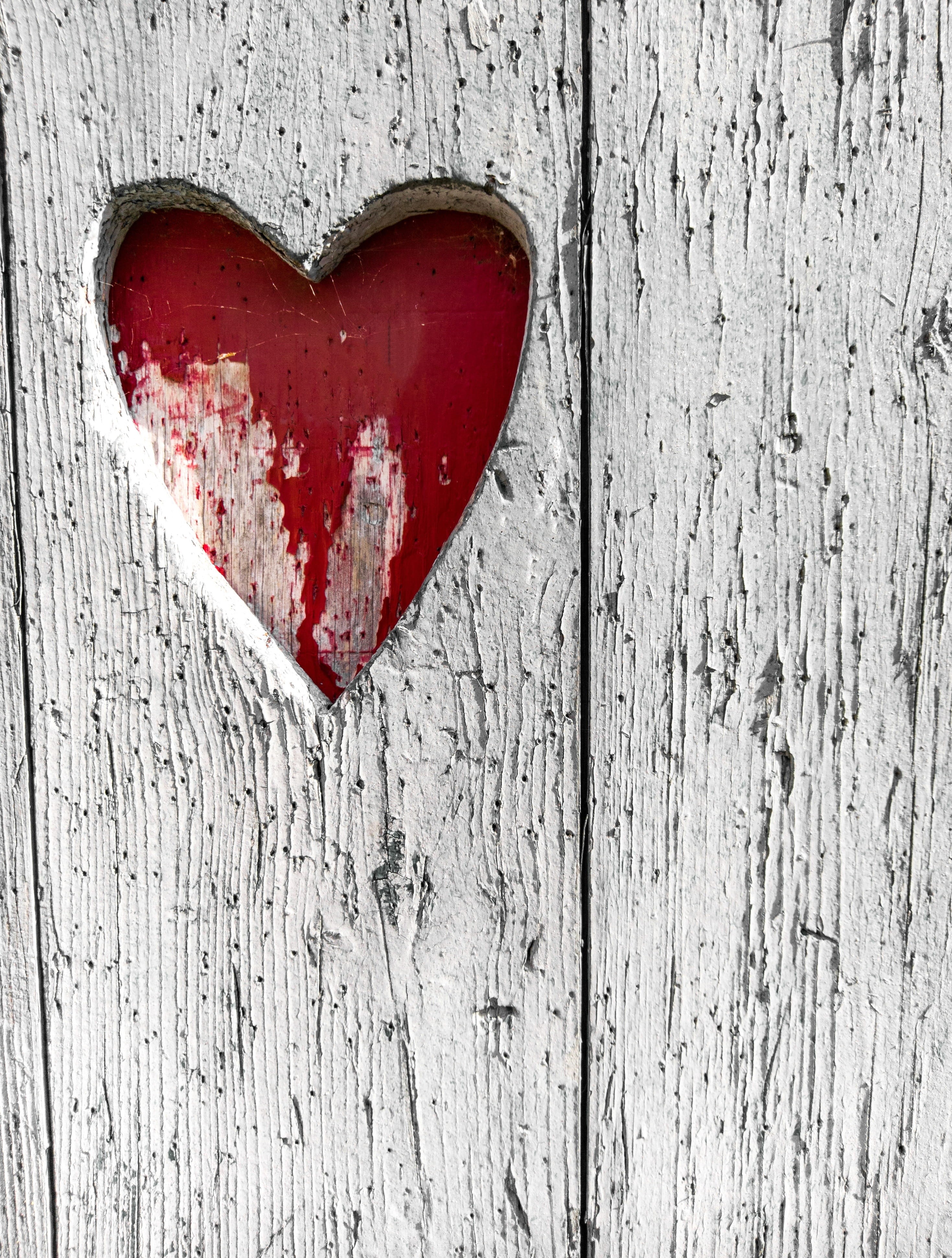 full frame, no people, wall - building feature, outdoors, design, valentines day - holiday, shape, red, weathered, heart shape, wood - material, asset, Phone HD Wallpaper